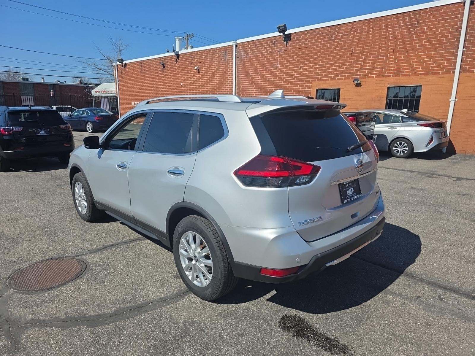 2020 Nissan Rogue SV AWD