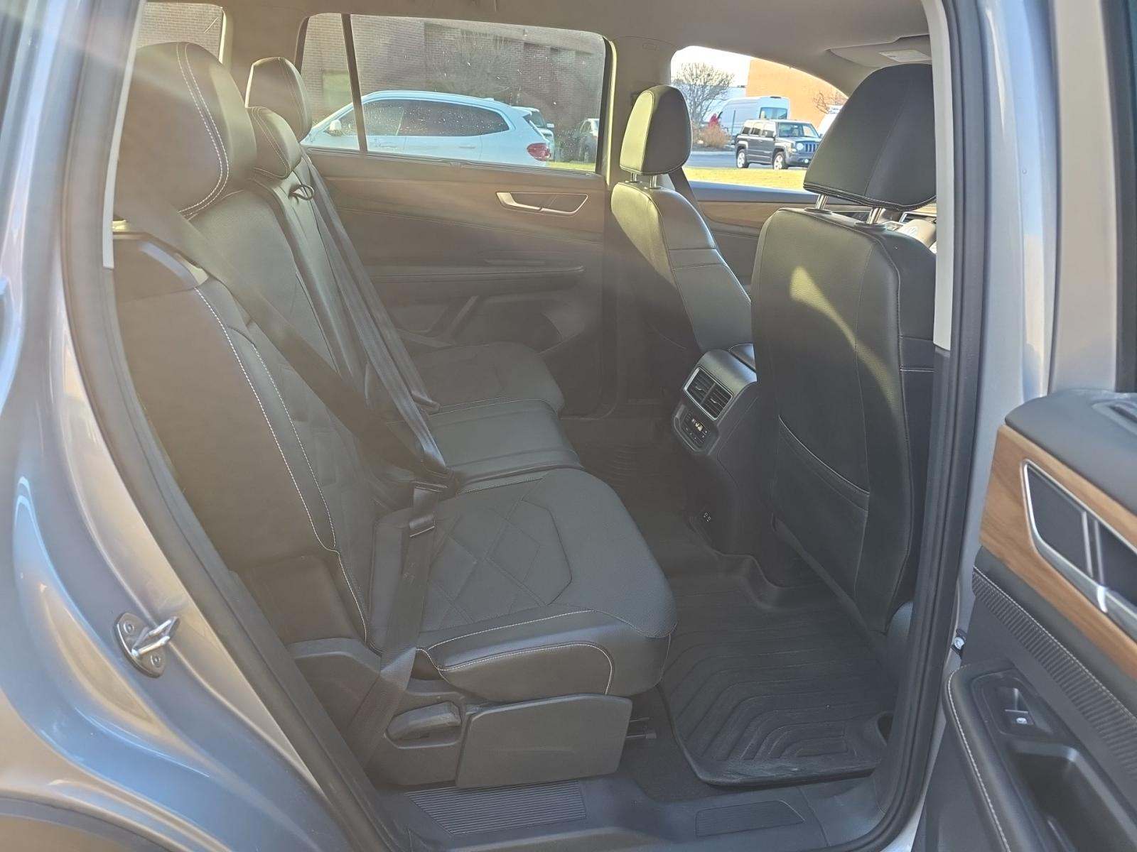 2024 Volkswagen Atlas 2.0T SE FWD