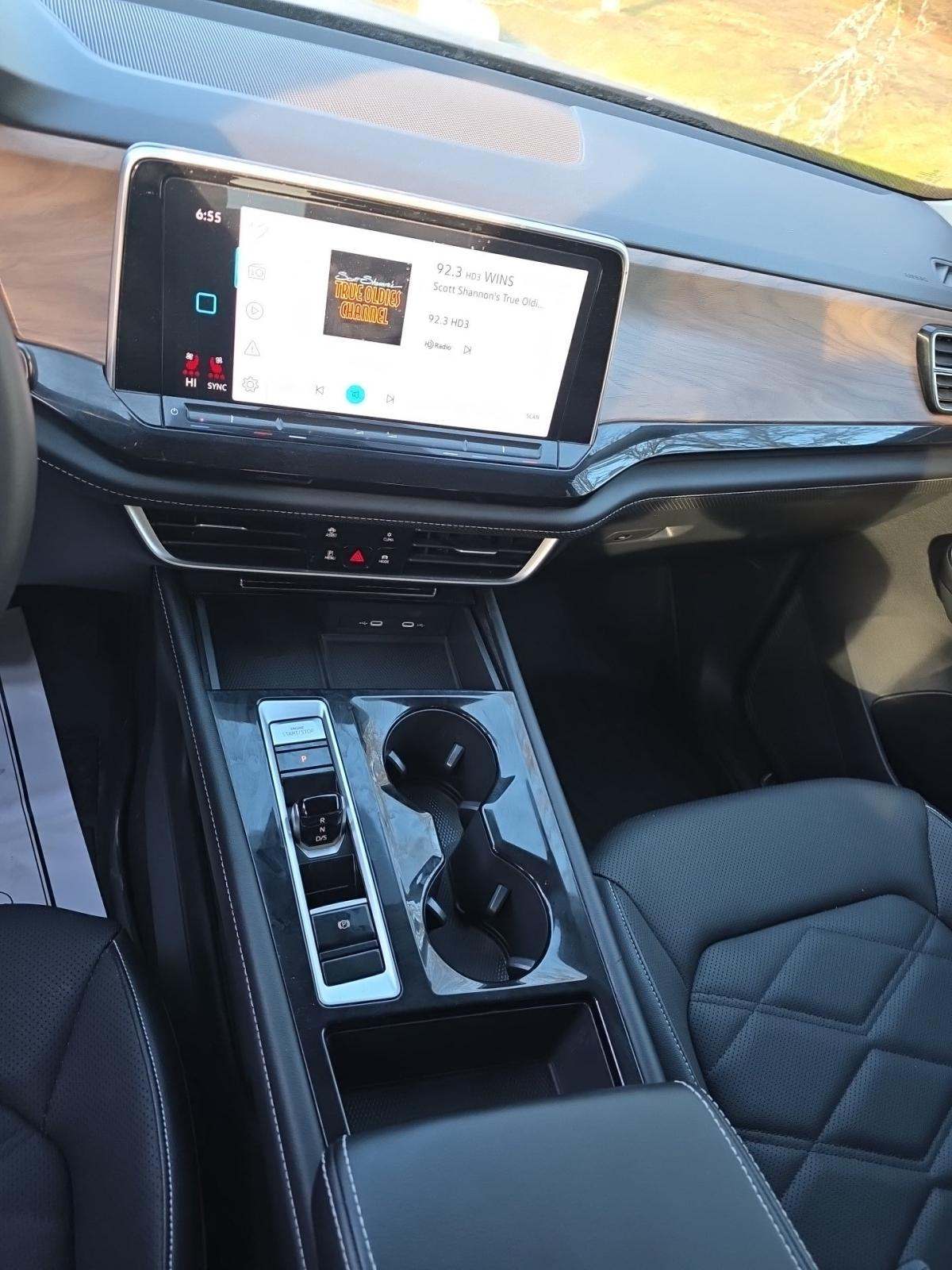 2024 Volkswagen Atlas 2.0T SE FWD