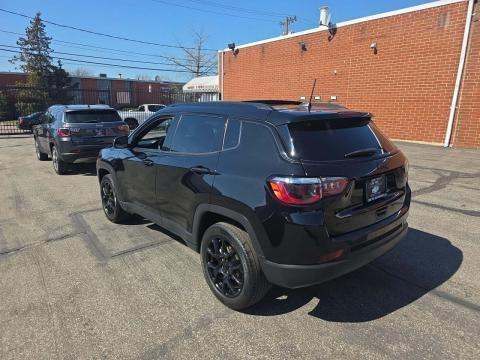 JEEP LATITUDE ALTITUDE EDITION - 2