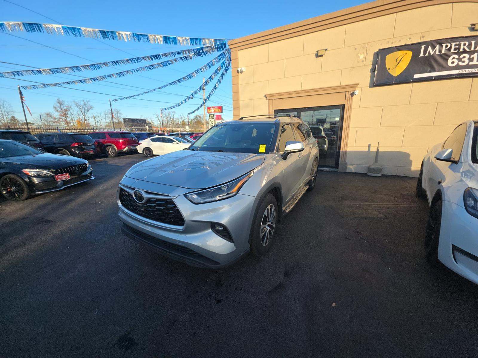 2021 Toyota Highlander XLE FWD