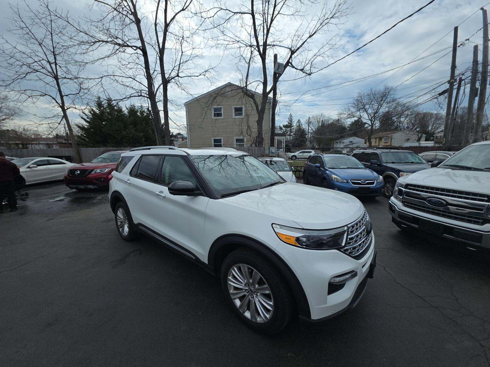 FORD EXPLORER - 4