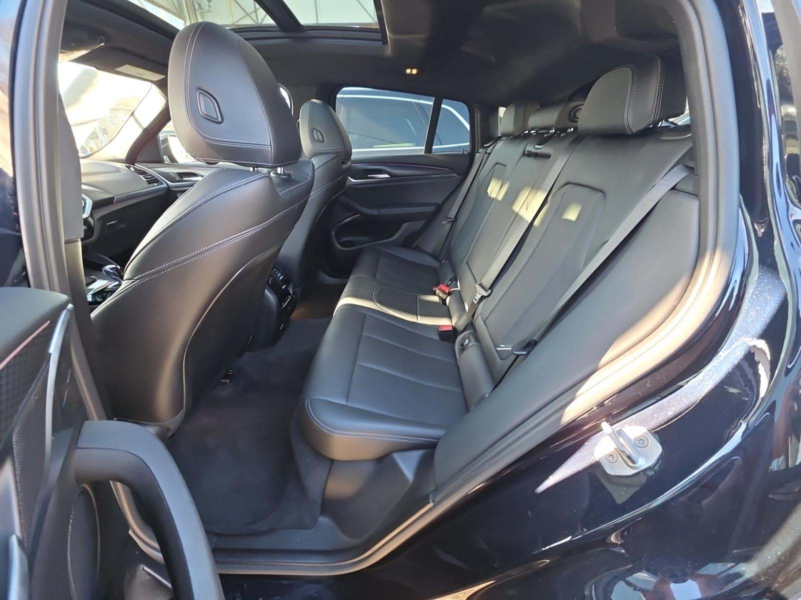 2022 BMW X4 xDrive30i AWD