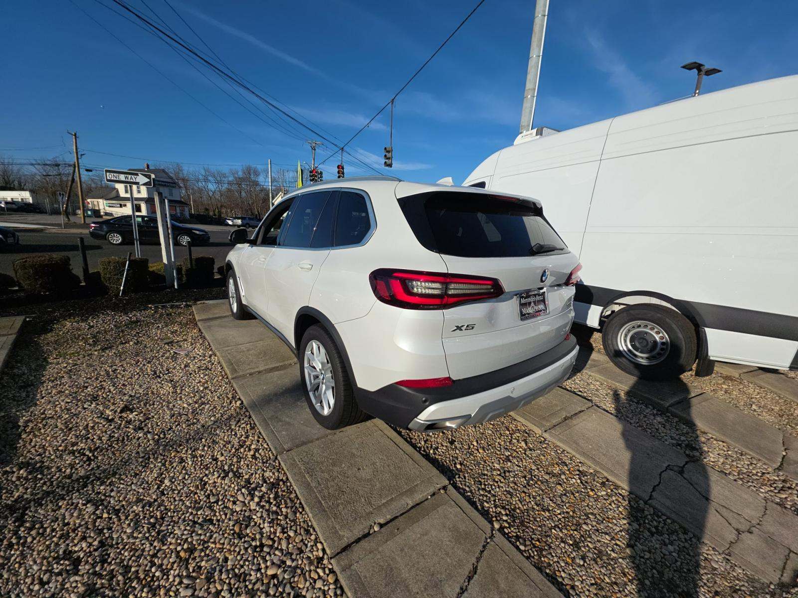 2023 BMW X5 xDrive40i AWD