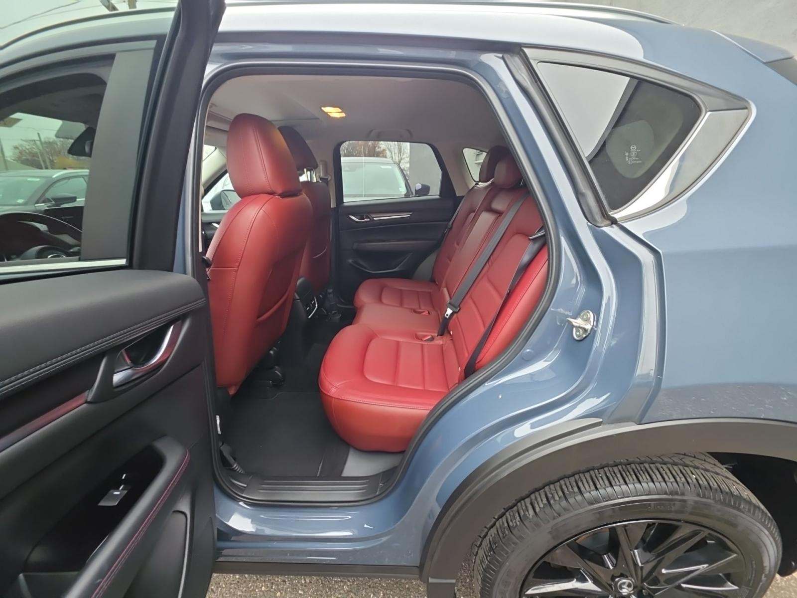 2023 MAZDA CX-5 2.5 S Carbon Edition AWD