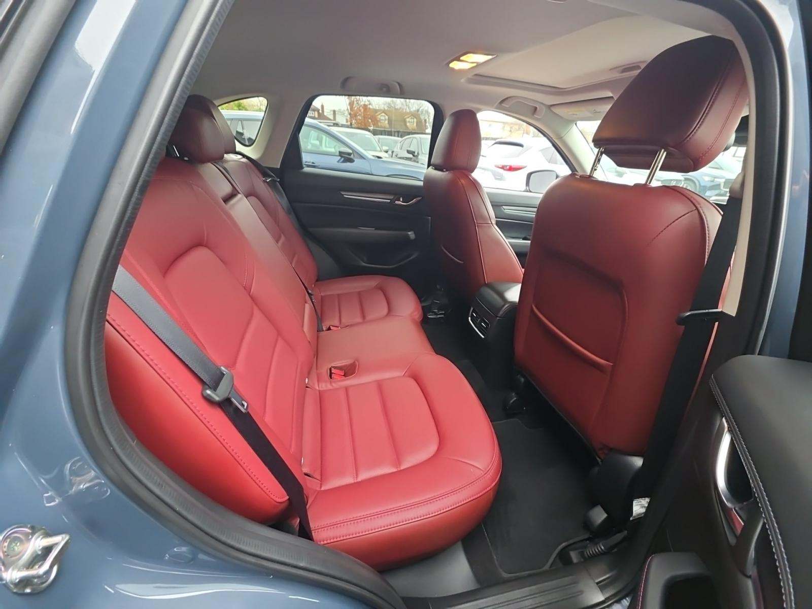 2023 MAZDA CX-5 2.5 S Carbon Edition AWD