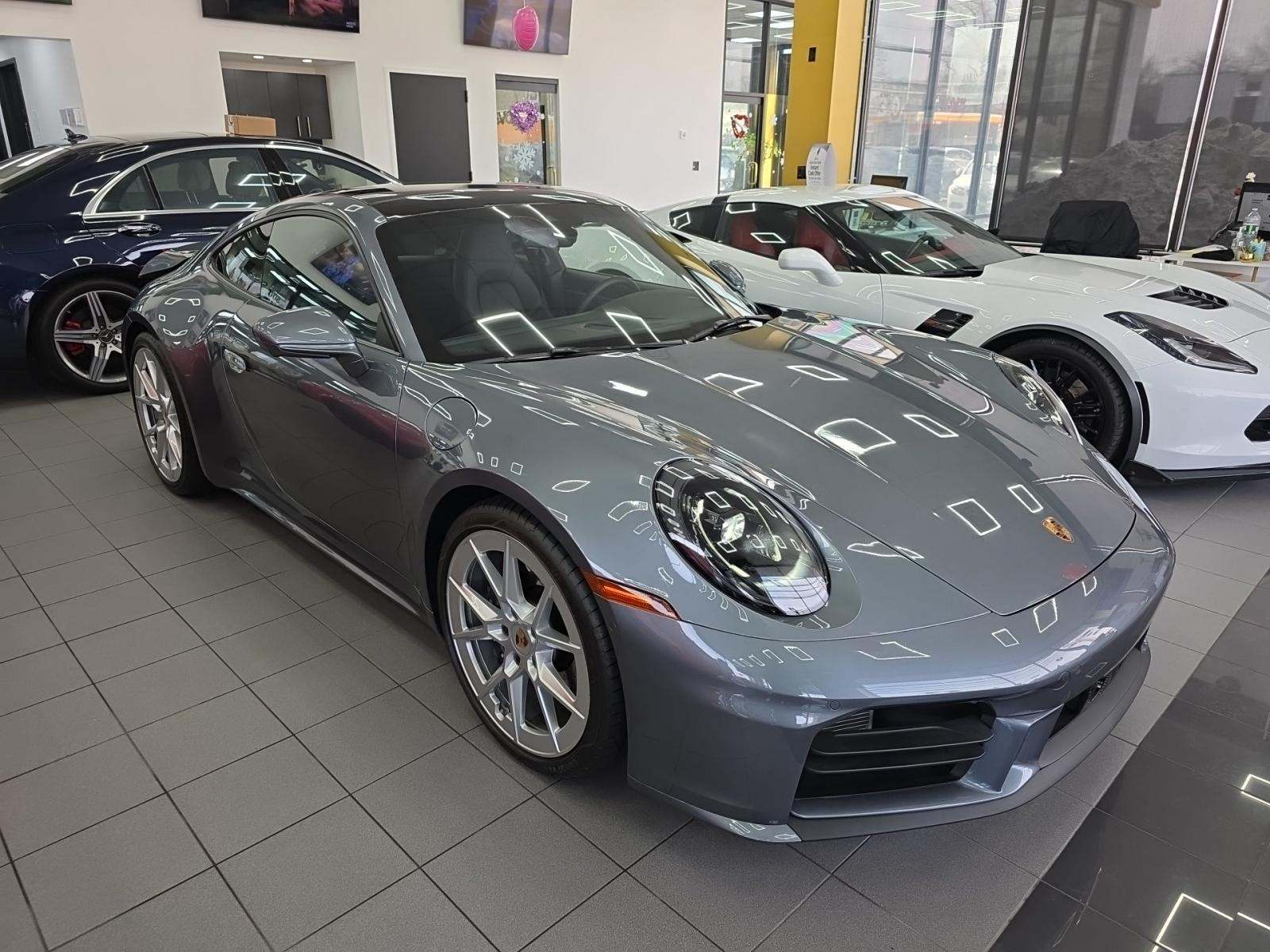 2025 Porsche 911 Carrera RWD