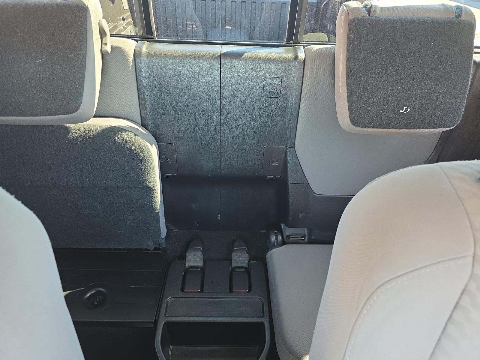 2022 Toyota Tacoma SR AWD