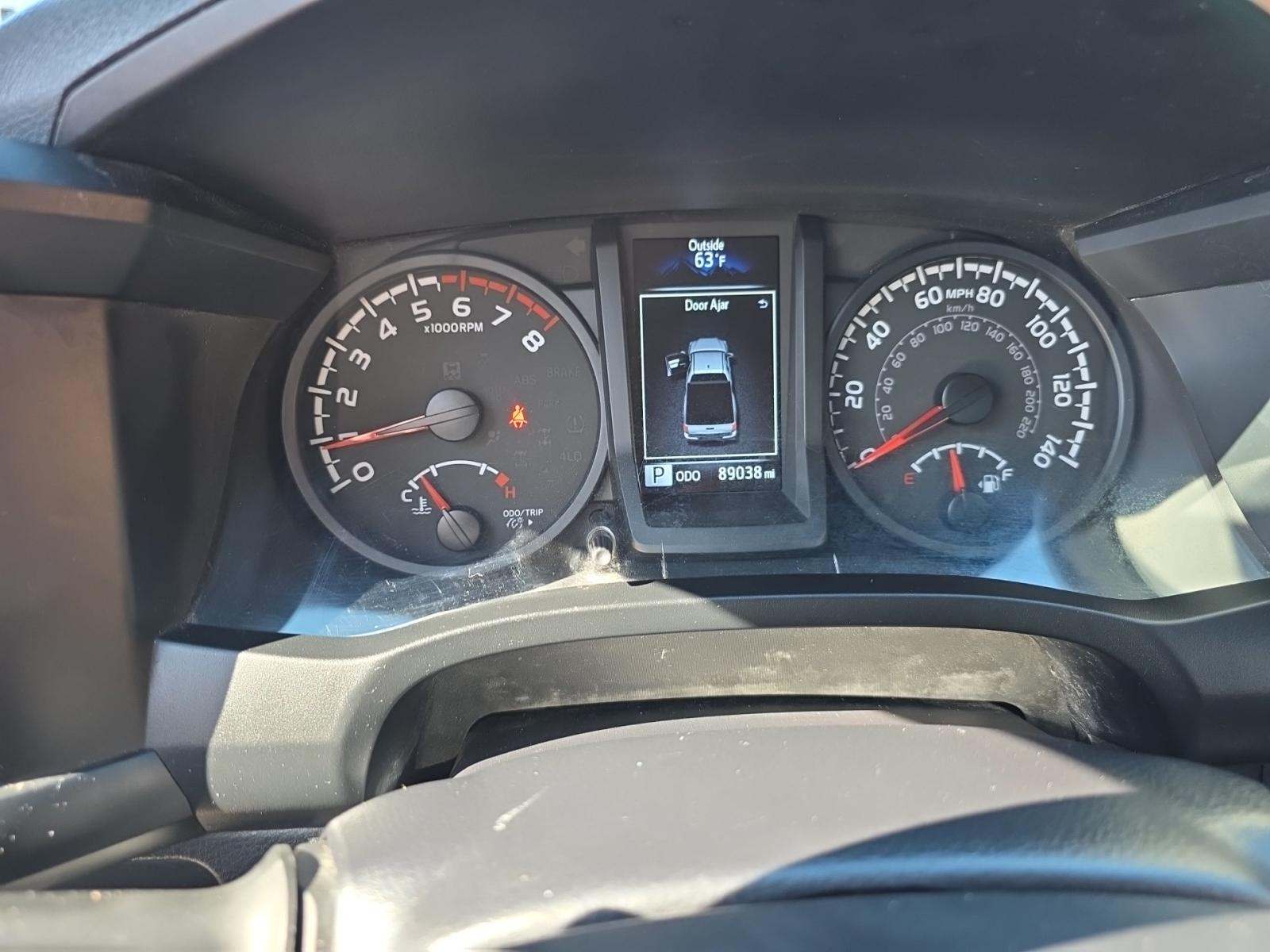 2022 Toyota Tacoma SR AWD