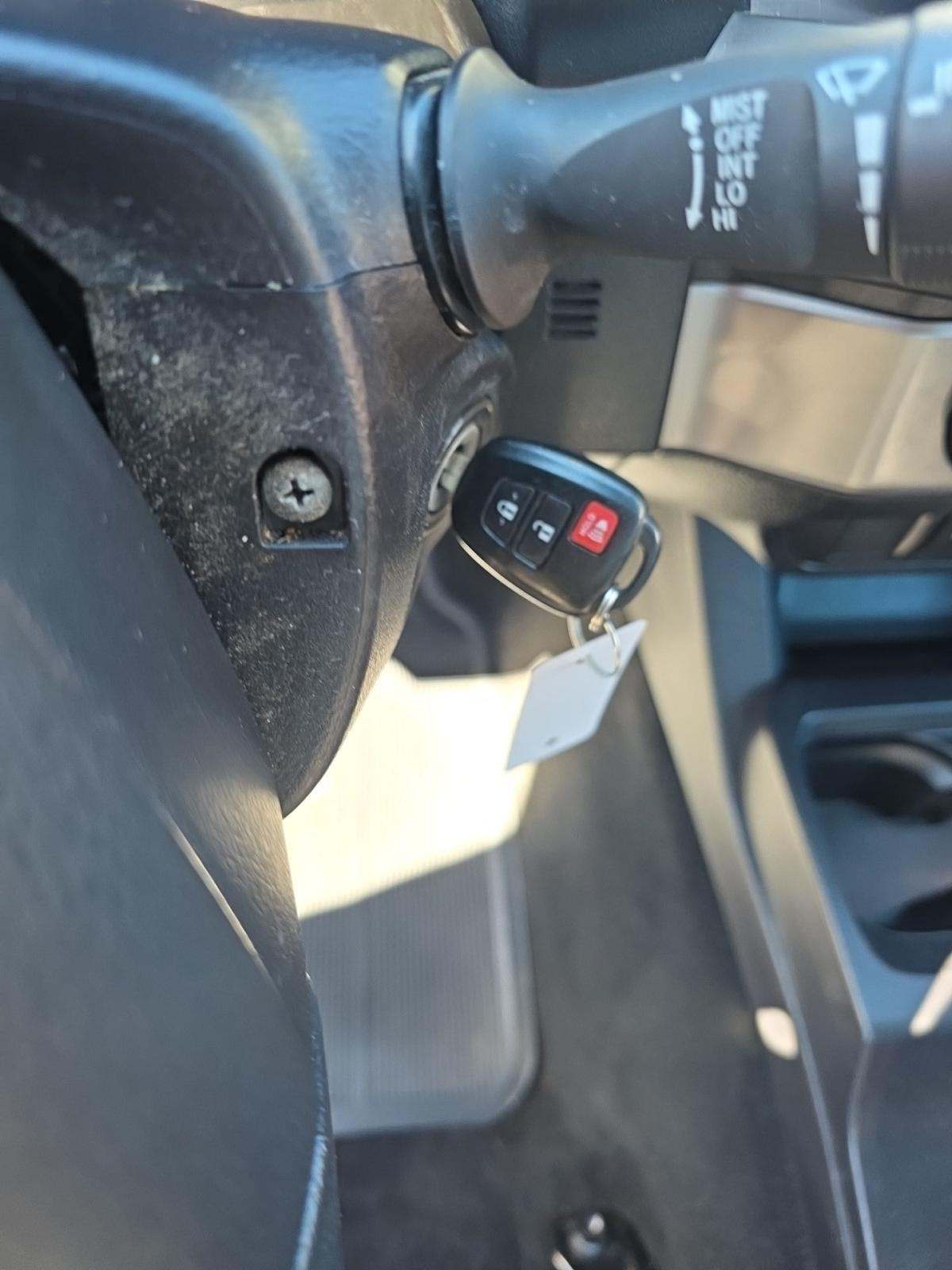 2022 Toyota Tacoma SR AWD