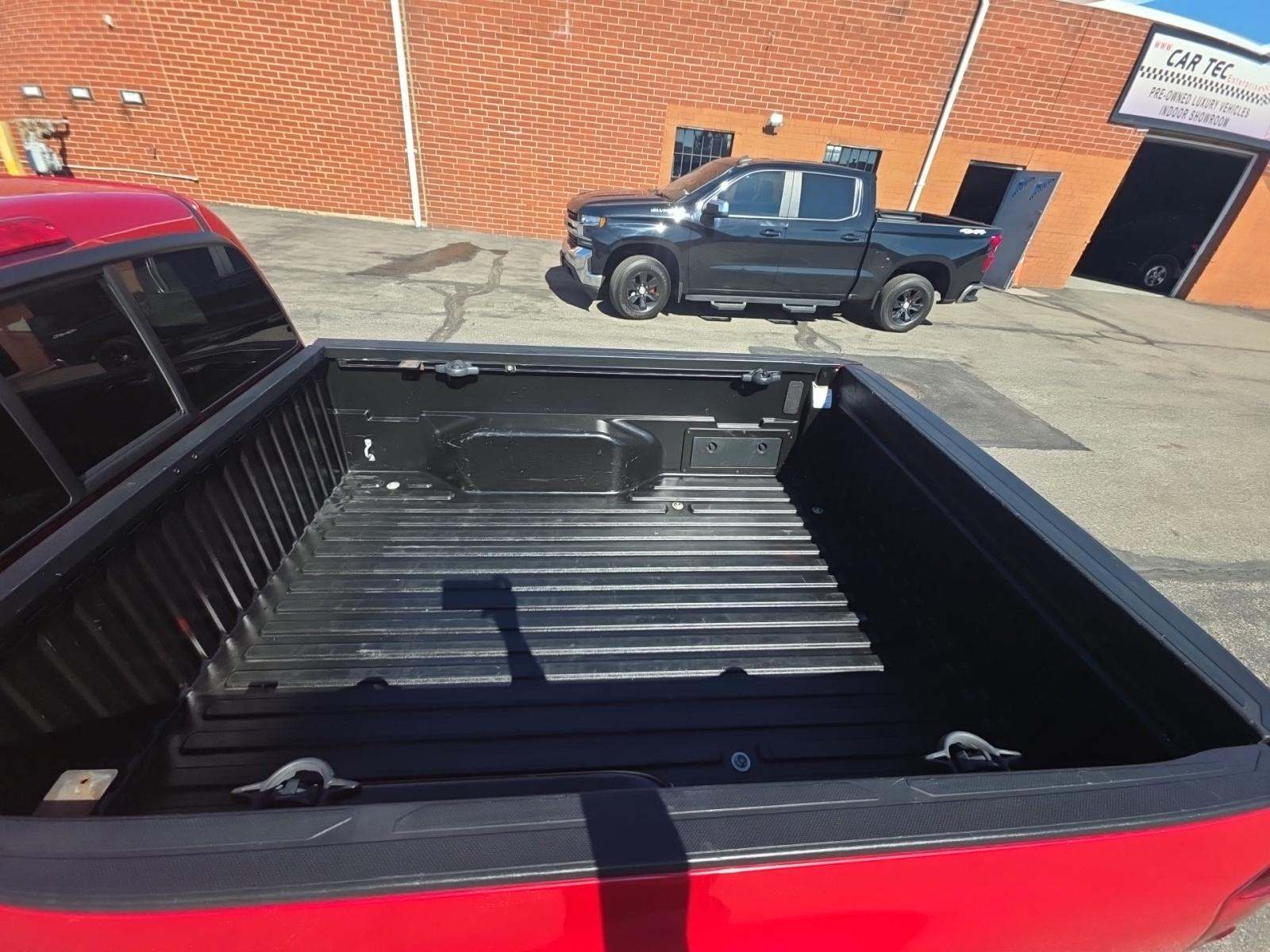 2022 Toyota Tacoma SR AWD