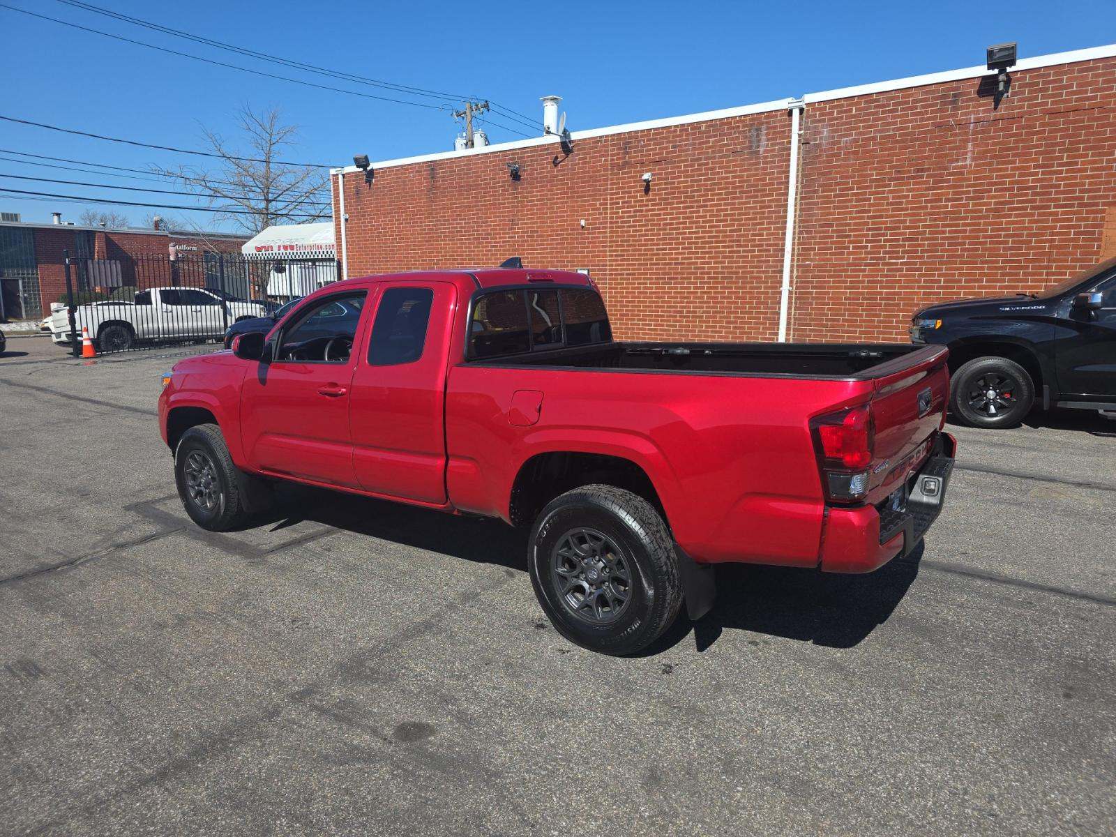 2022 Toyota Tacoma SR AWD