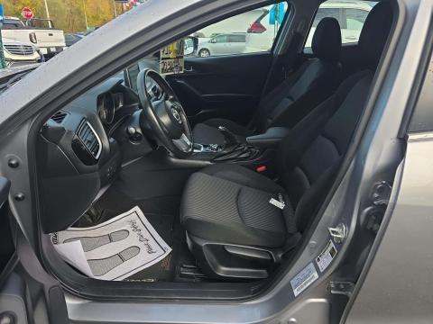 2015 MAZDA MAZDA3 i Touring FWD