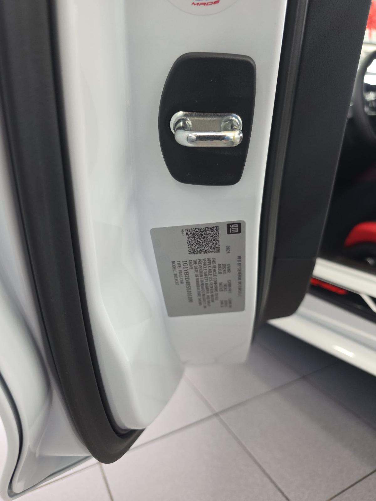 CHEVROLET CORVETTE - 5