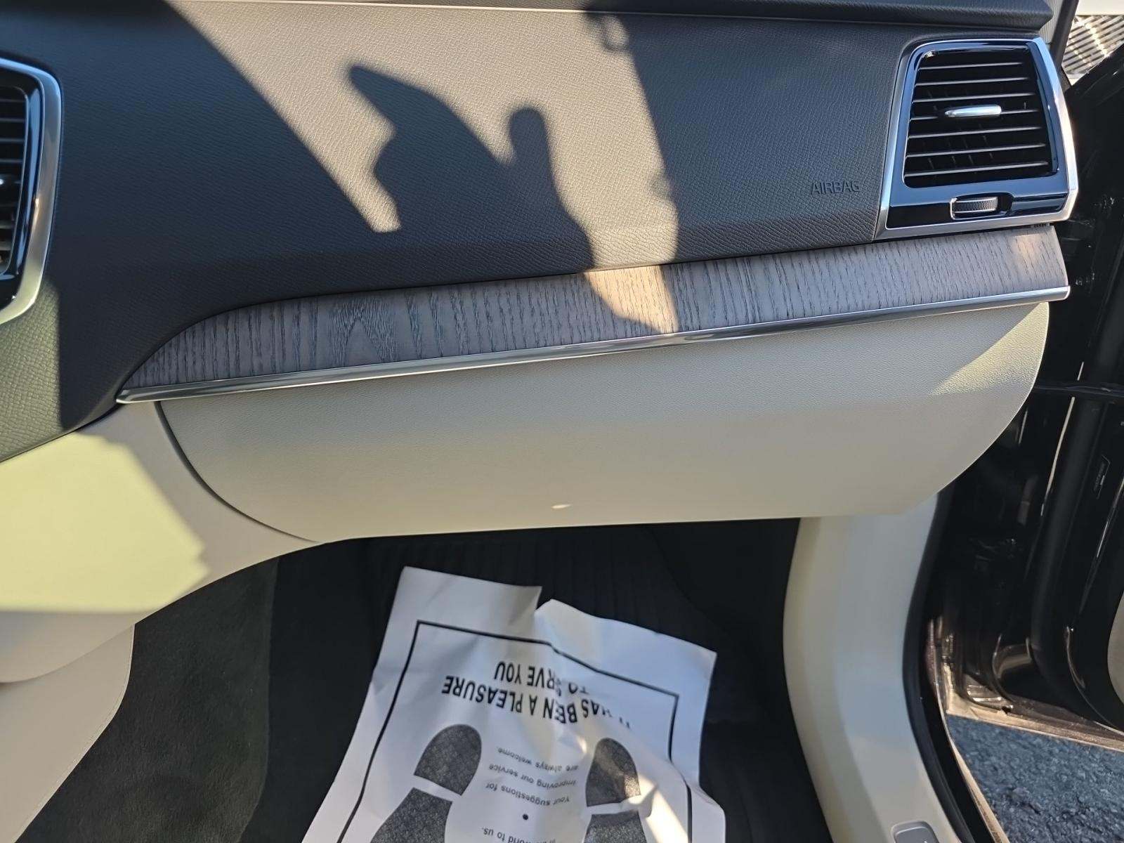 2024 Volvo XC90 B6 Plus AWD