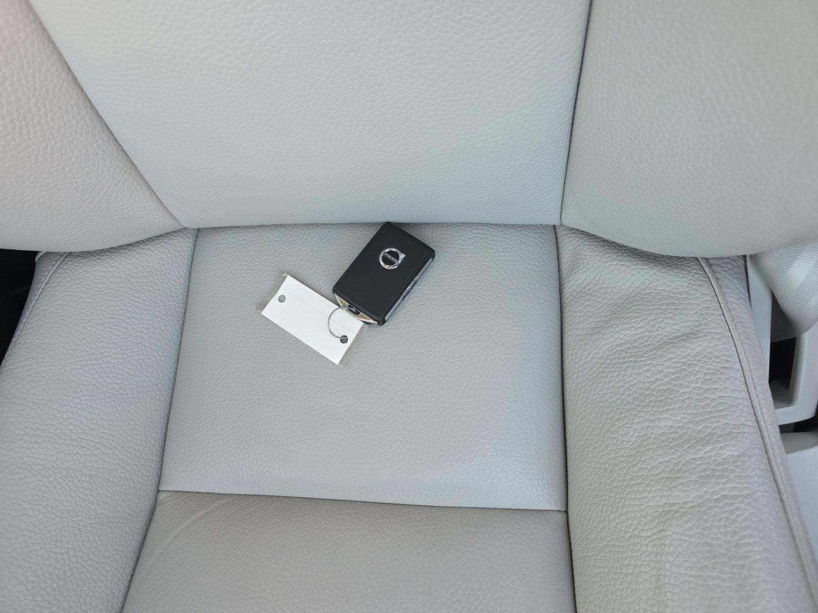 2024 Volvo XC90 B6 Plus AWD