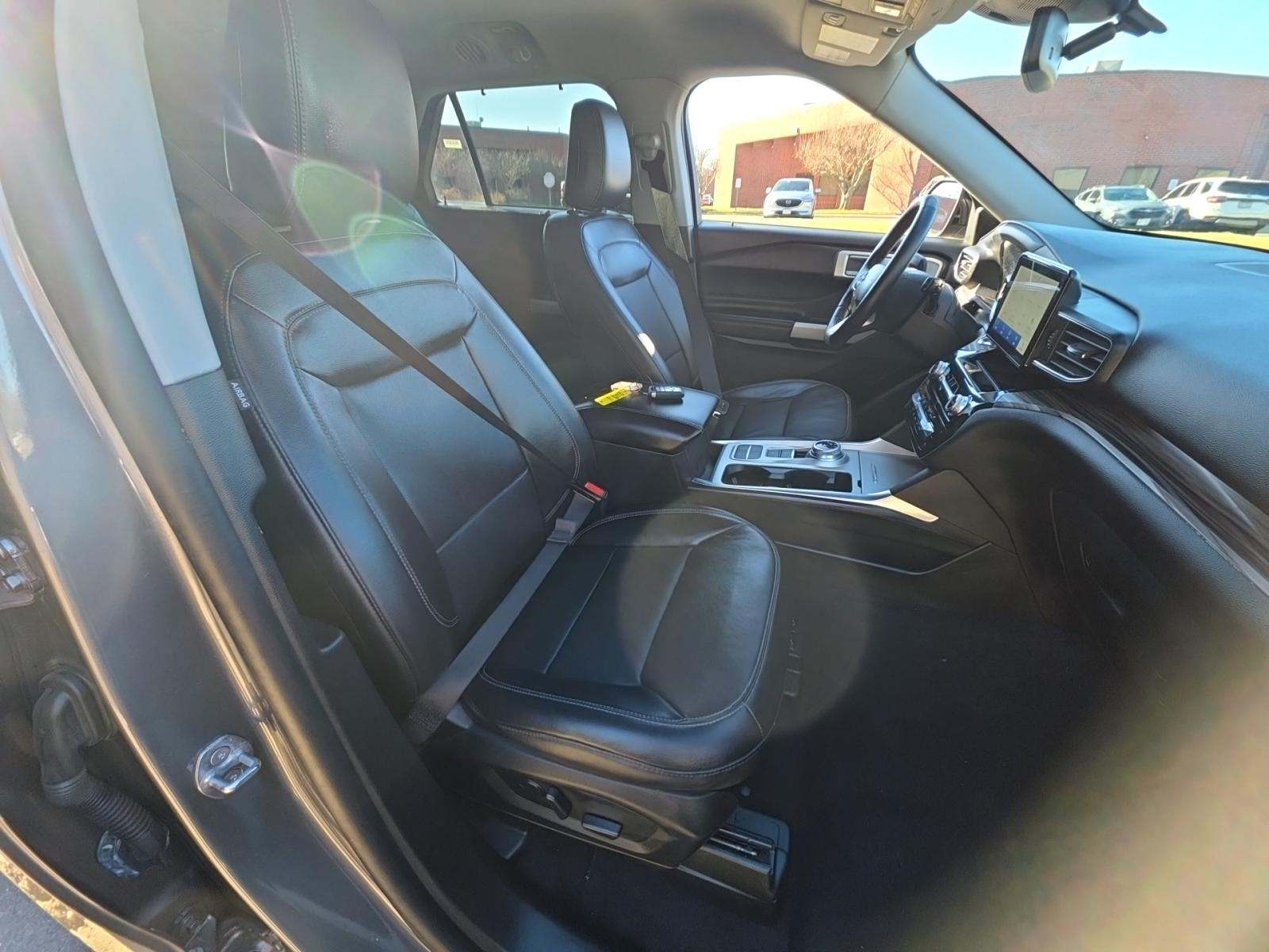 2023 Ford Explorer Limited RWD