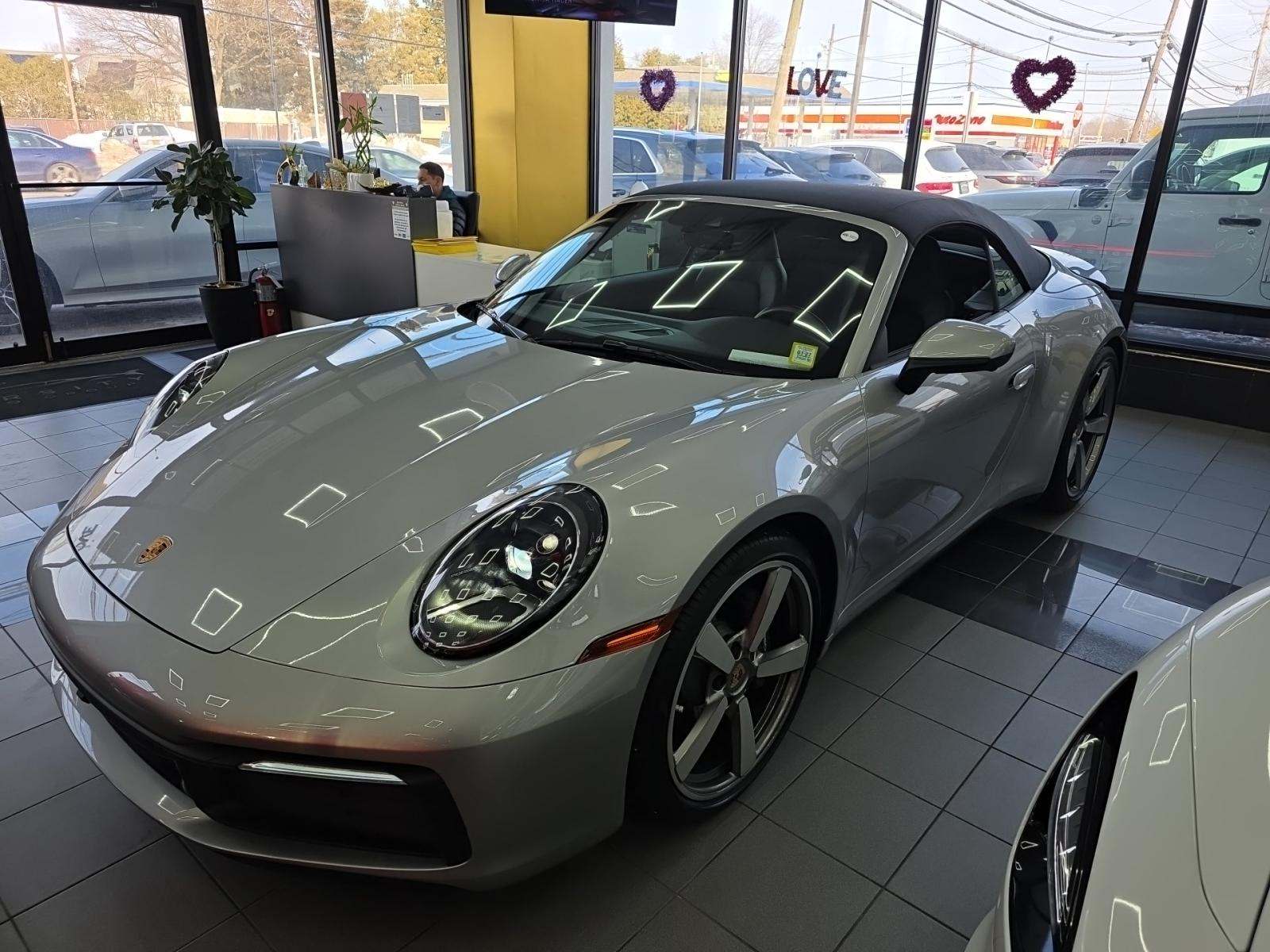 2021 Porsche 911 Carrera RWD