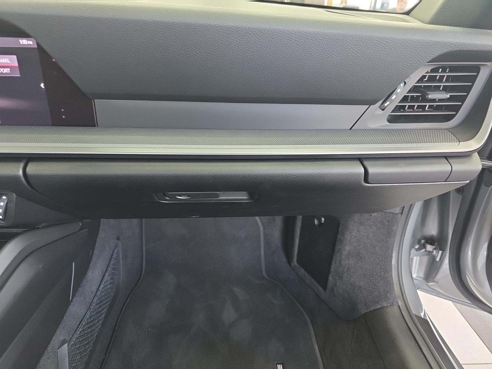 2021 Porsche 911 Carrera RWD