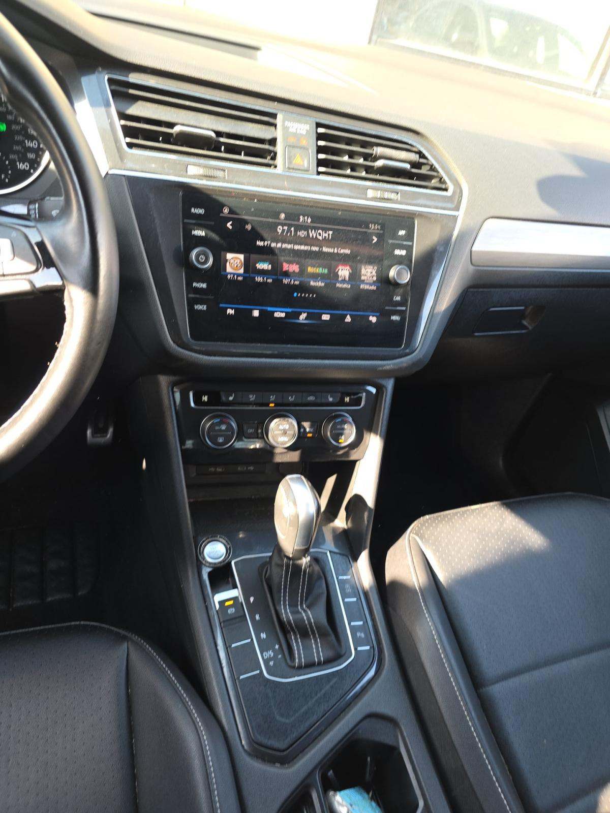 2021 Volkswagen Tiguan 2.0T SE R-Line Black FWD