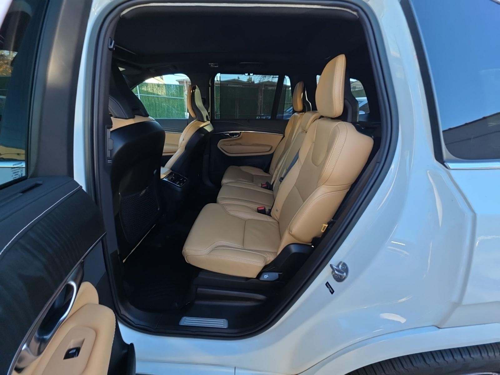 2022 Volvo XC90 T6 Inscription AWD