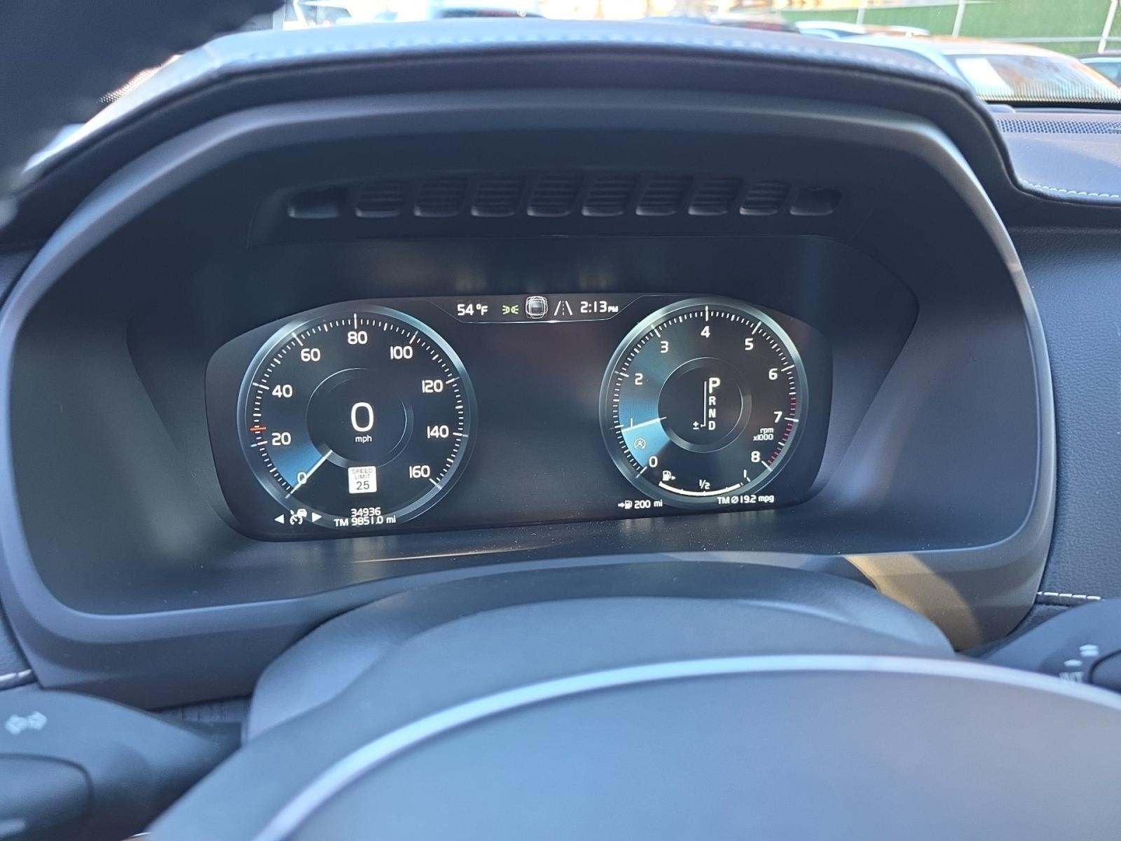 2022 Volvo XC90 T6 Inscription AWD