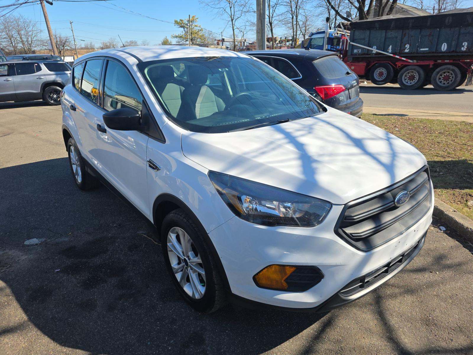FORD ESCAPE - 4