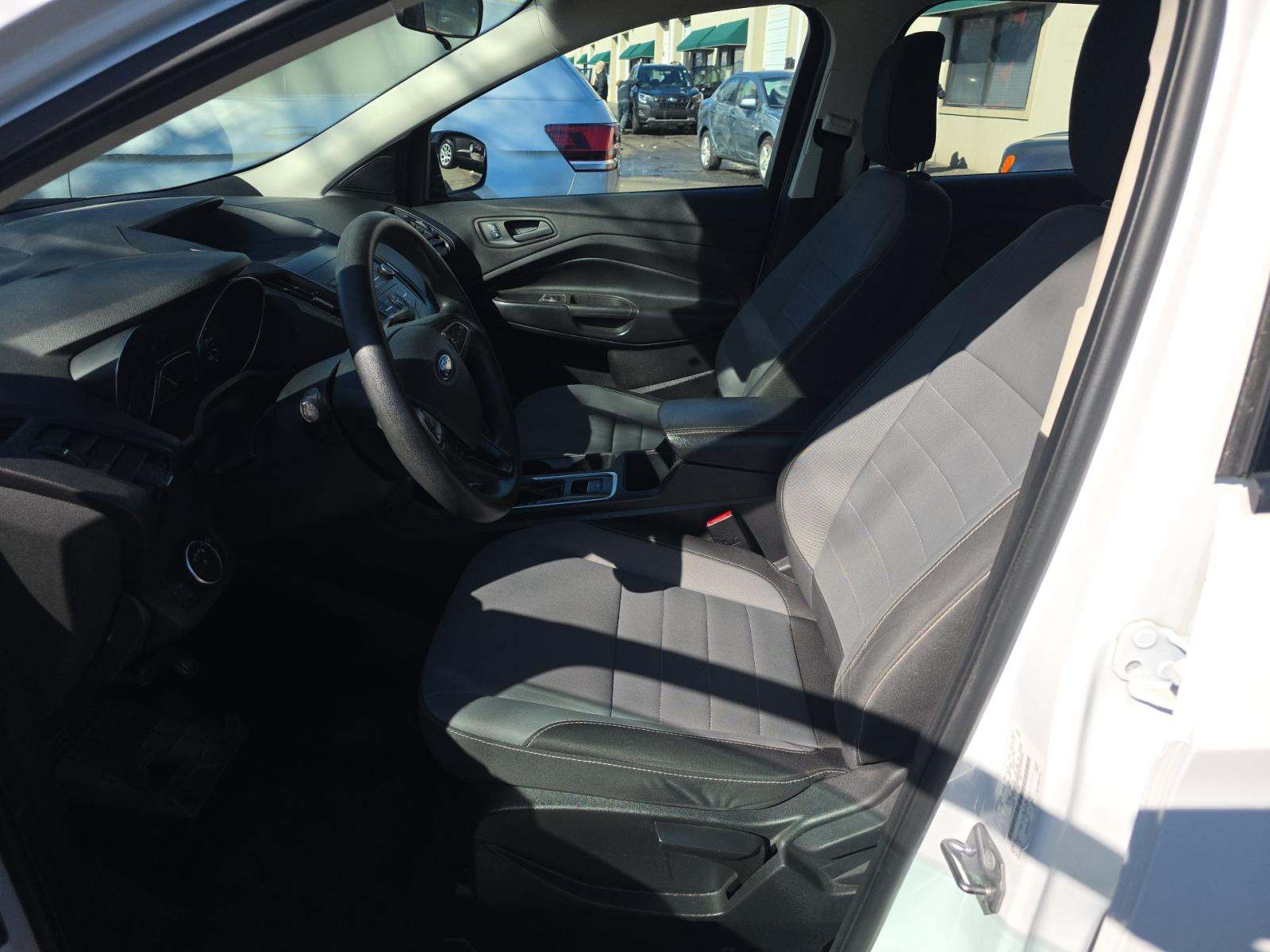 FORD ESCAPE - 6