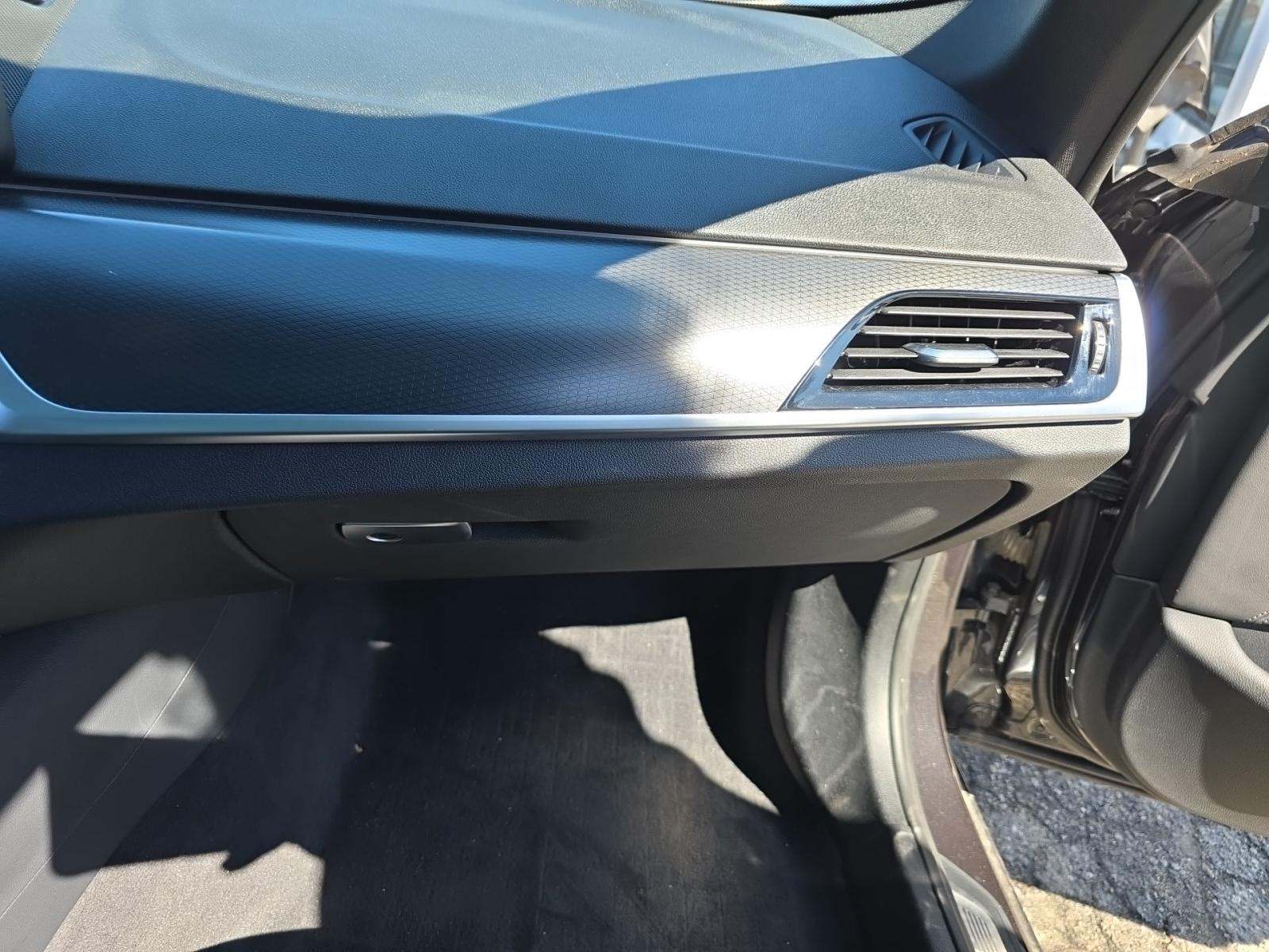 2022 BMW 5 Series 530i RWD