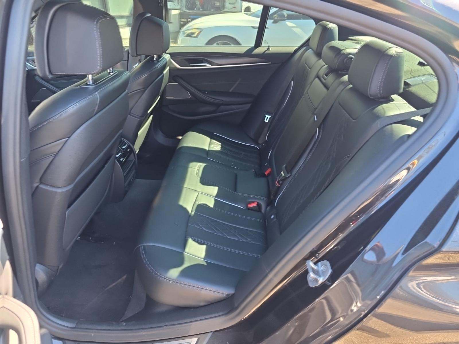 2022 BMW 5 Series 530i RWD