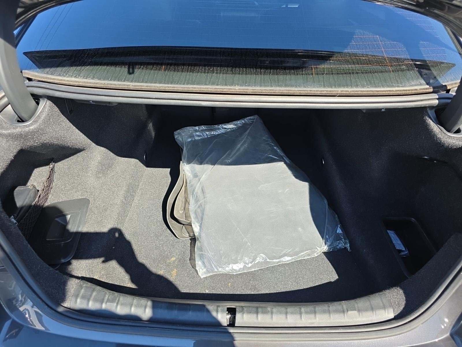 2022 BMW 5 Series 530i RWD