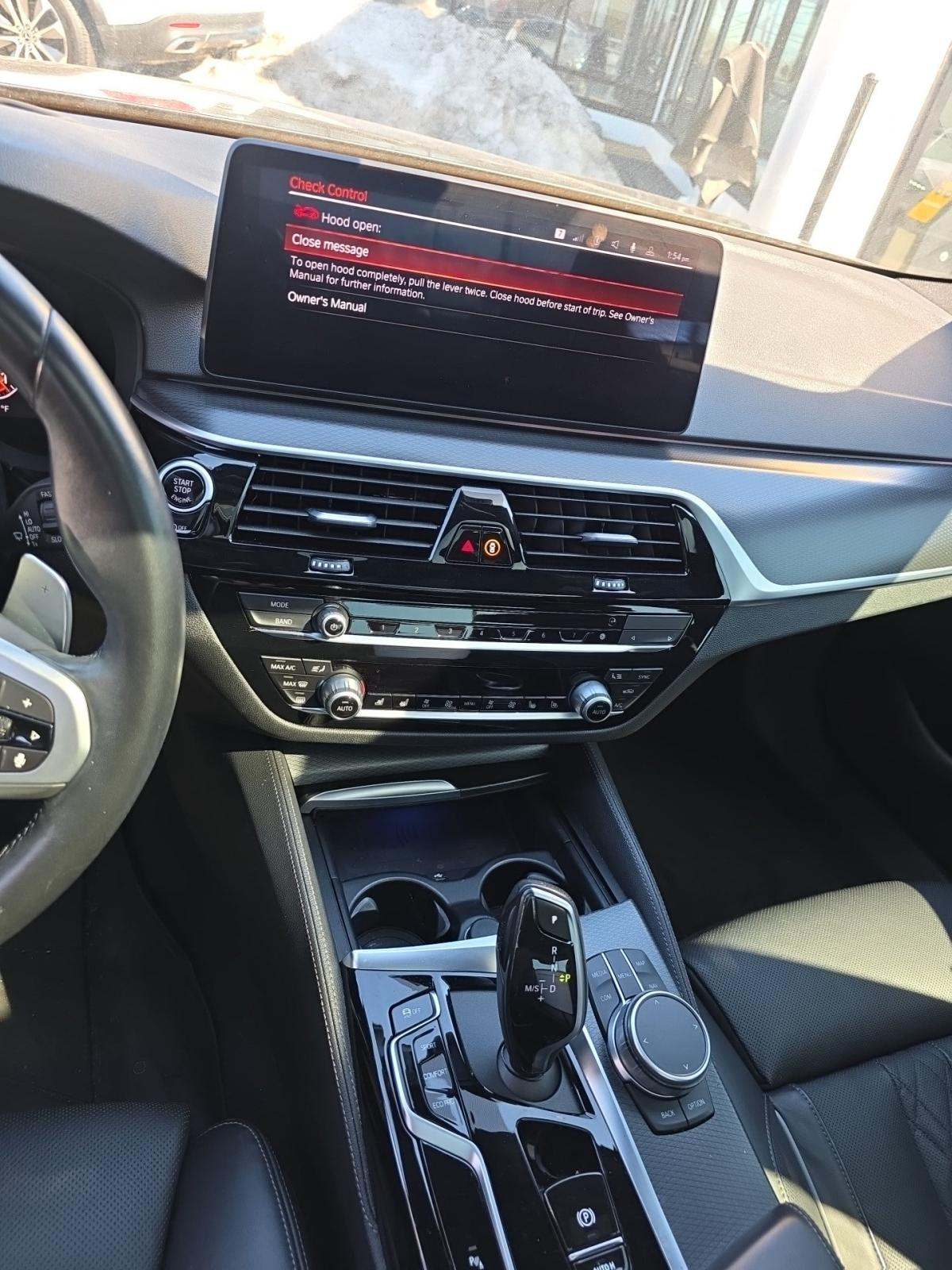 2022 BMW 5 Series 530i RWD