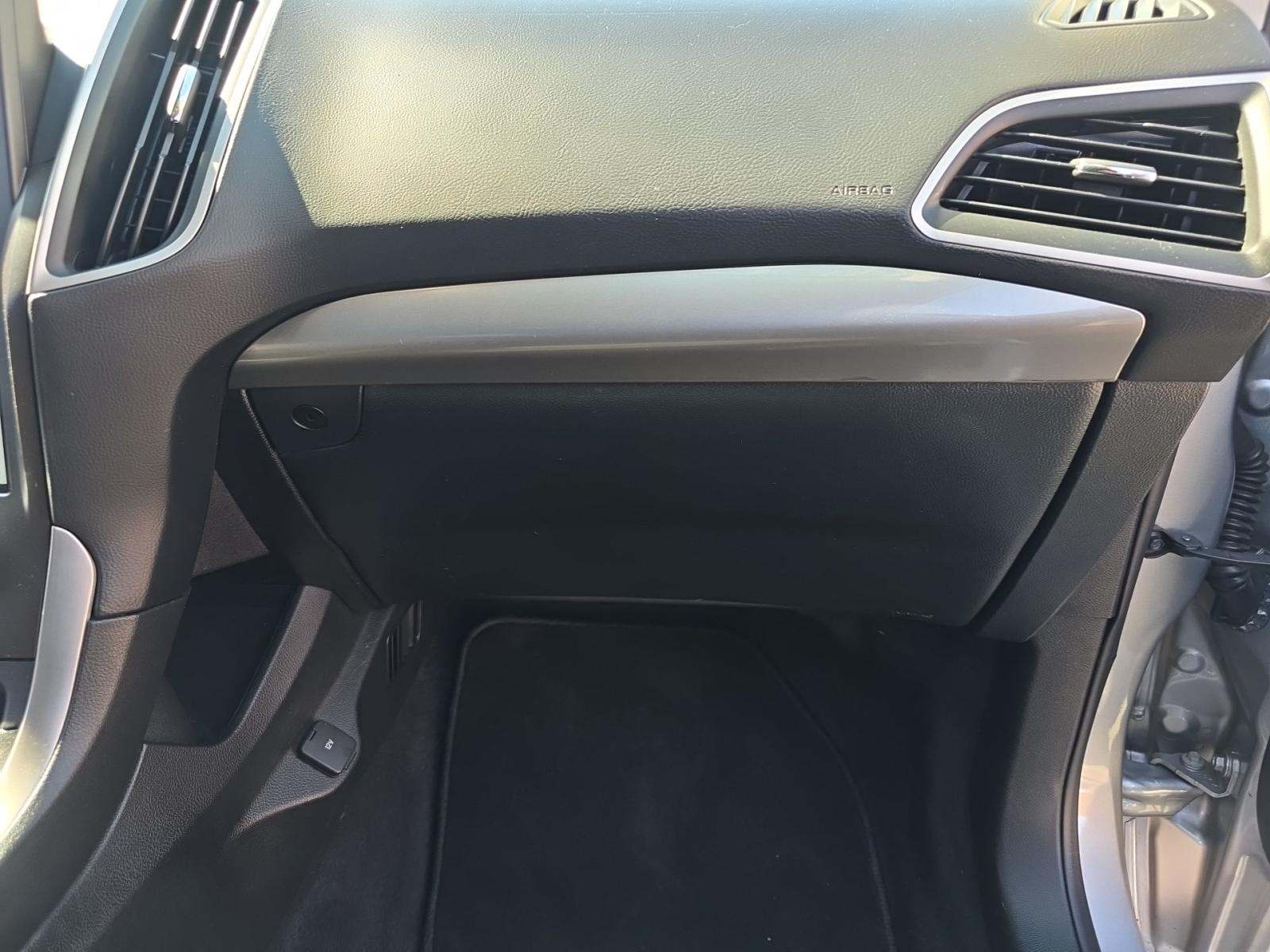 2021 Ford Edge SE AWD
