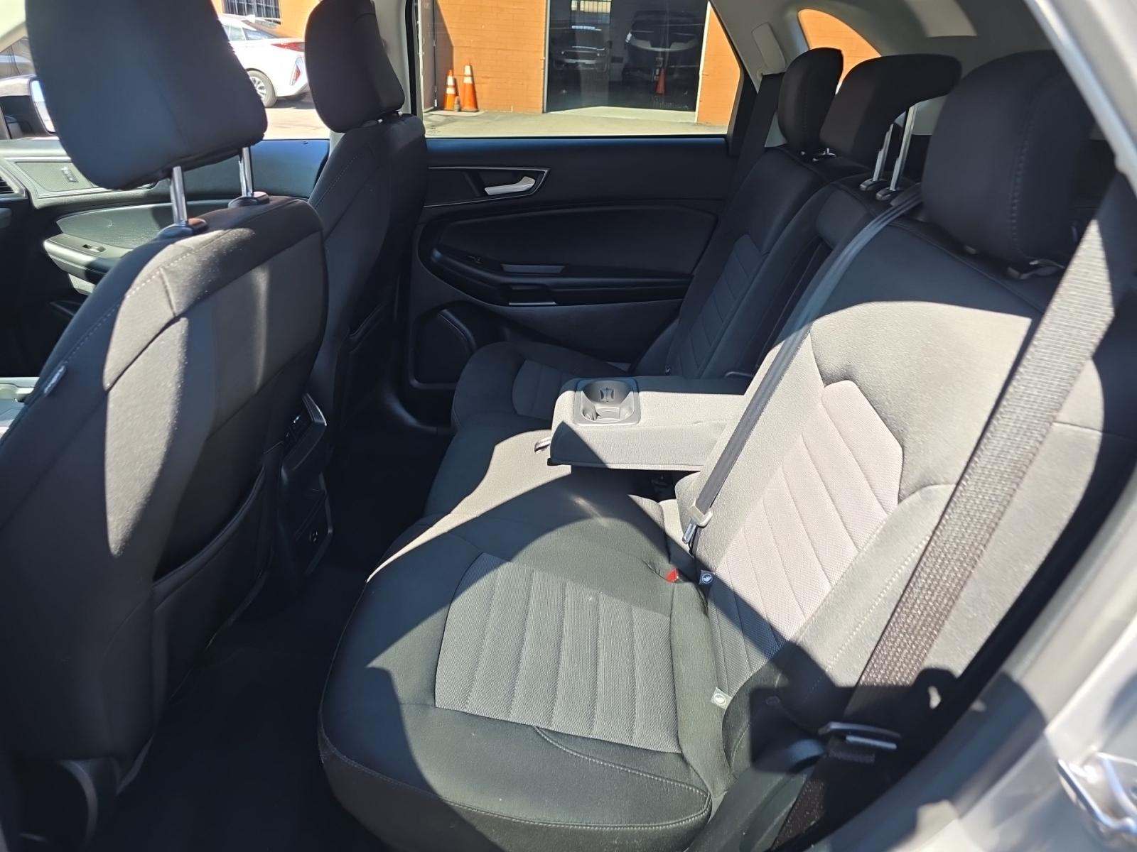 2021 Ford Edge SE AWD