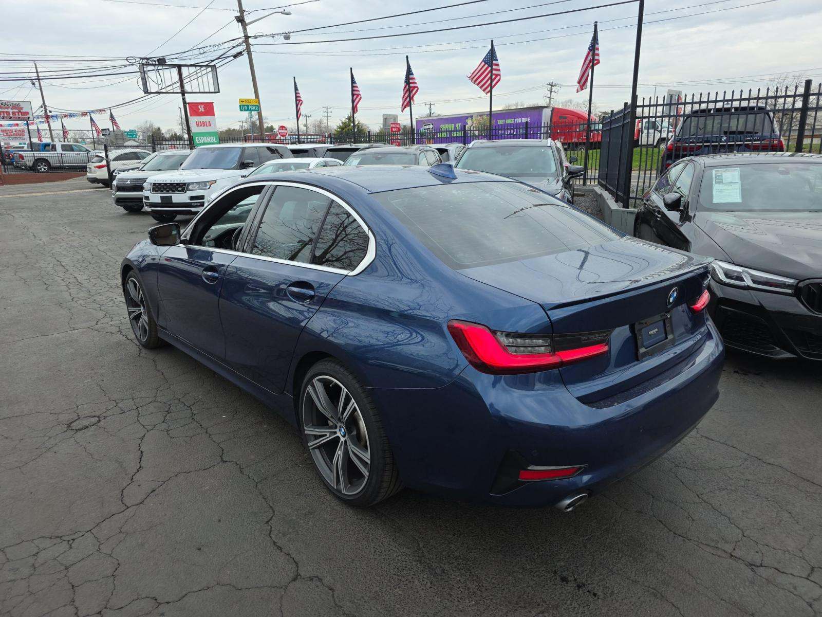 BMW 3 SERIES - 2