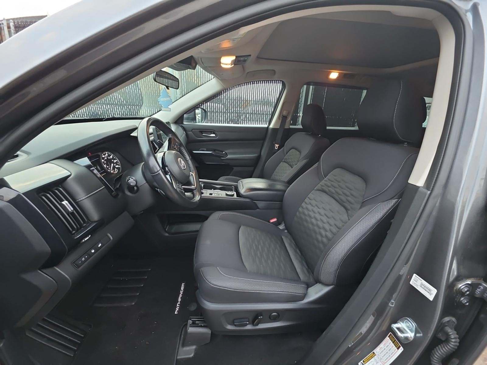 2022 Nissan Pathfinder SV AWD