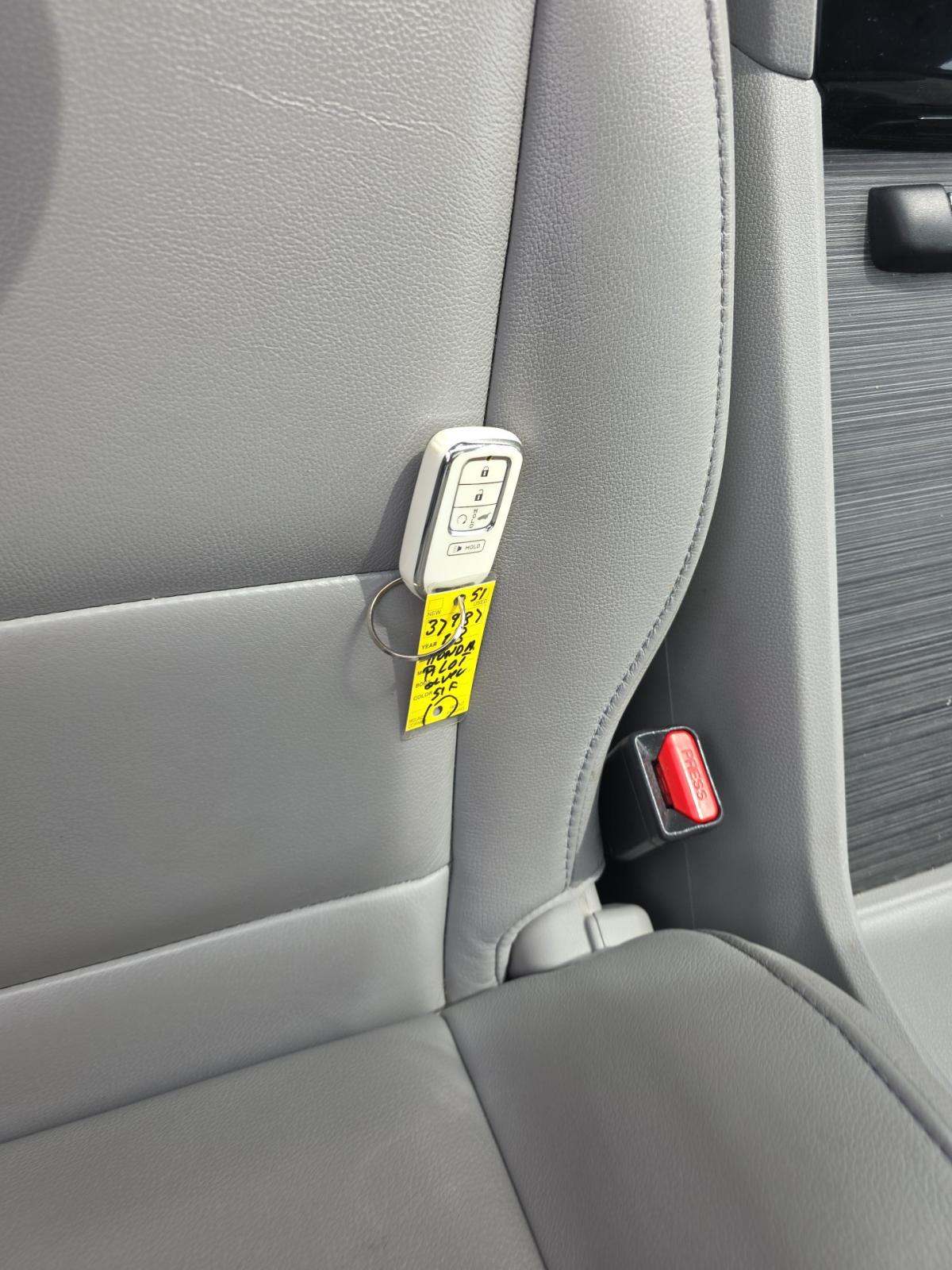 2018 Honda Pilot Touring FWD