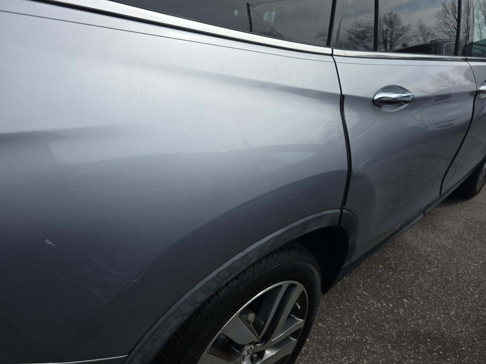 2018 Honda Pilot Touring FWD