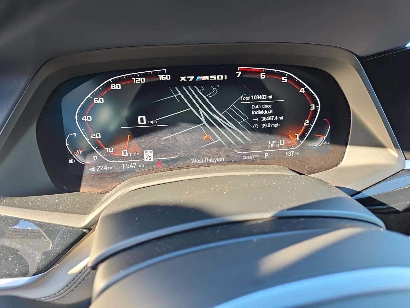 2022 BMW X7 M50i AWD