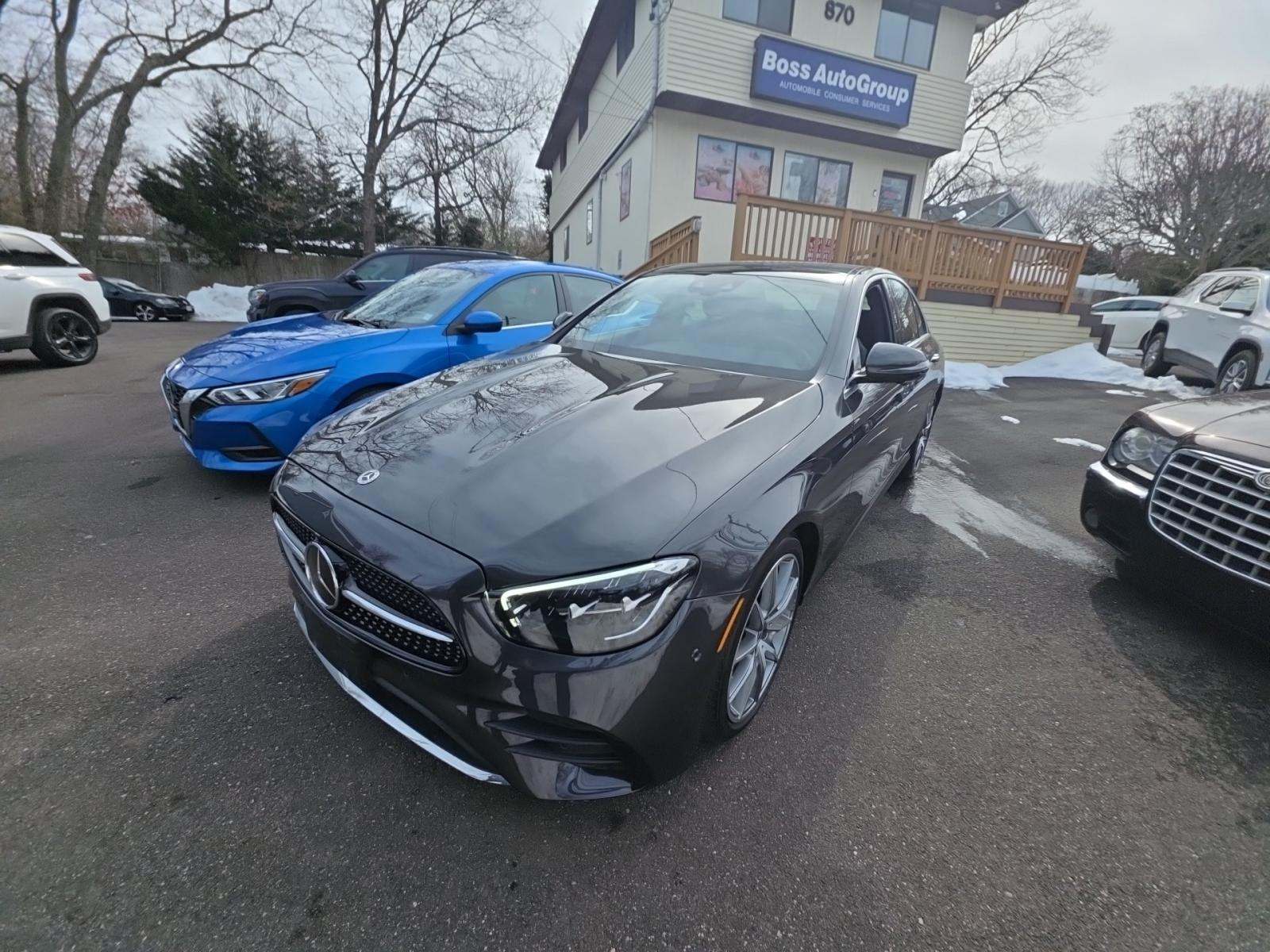 MERCEDES-BENZ E-CLASS - 1