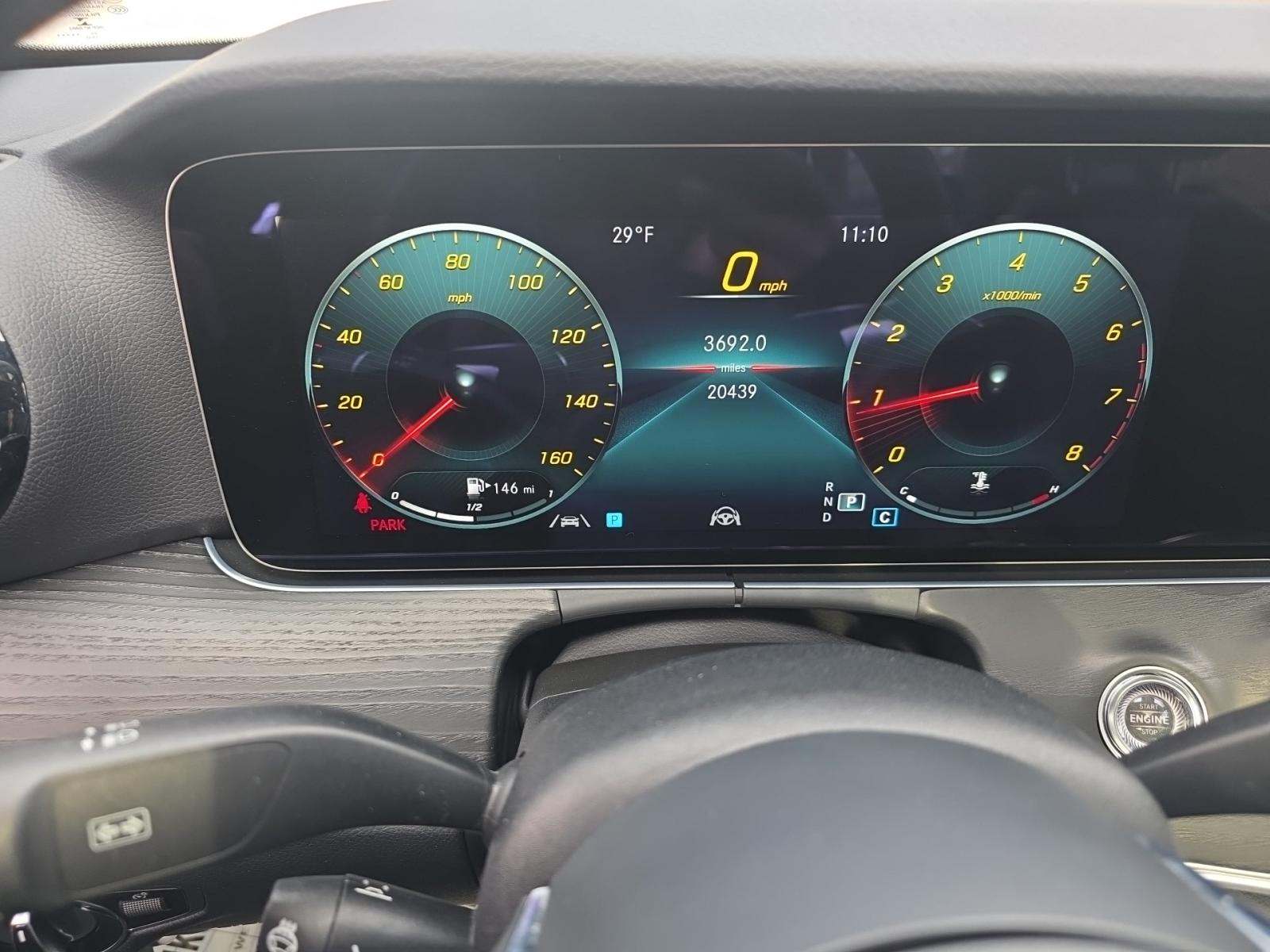 MERCEDES-BENZ E-CLASS - 9