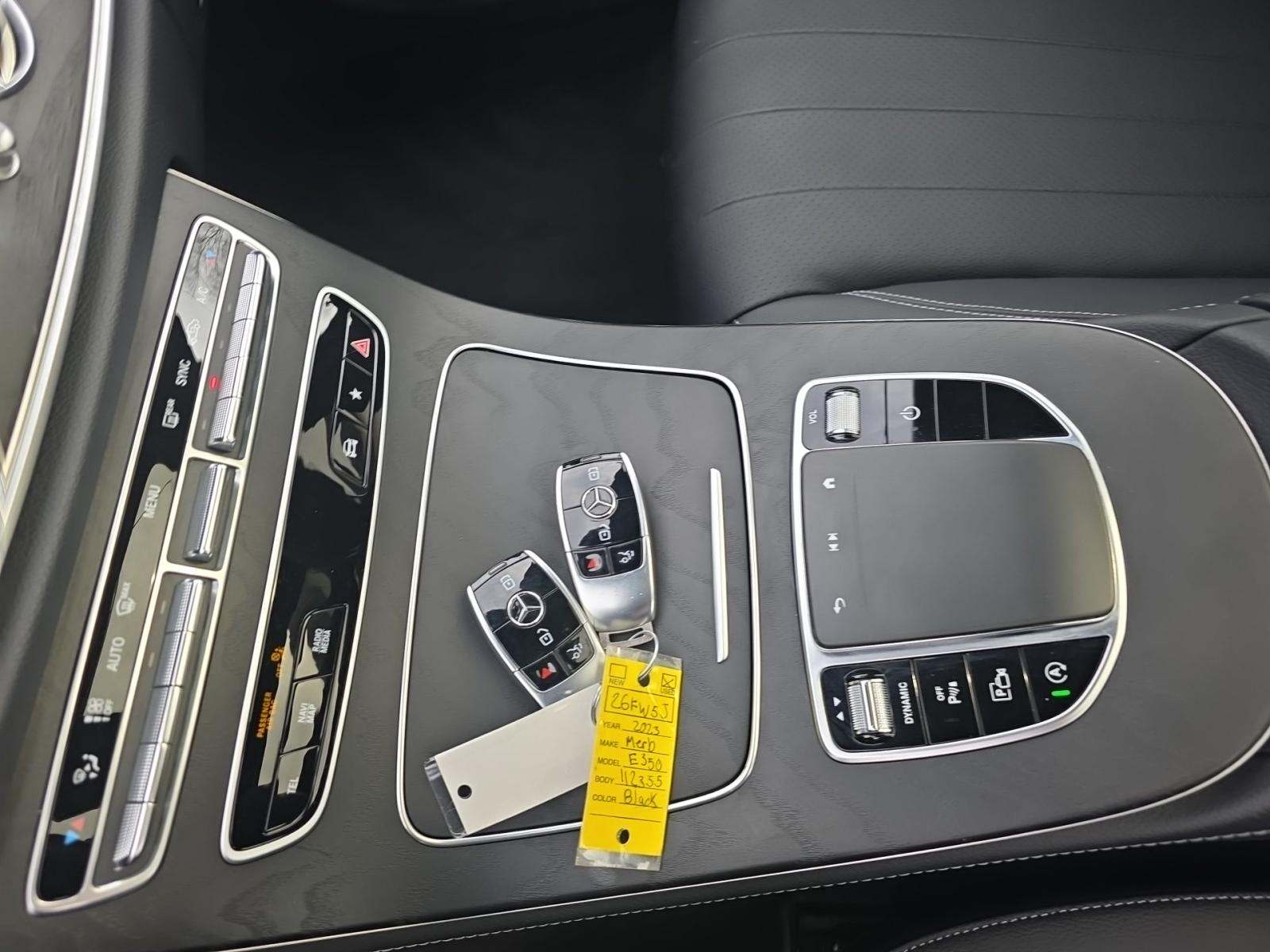 MERCEDES-BENZ E-CLASS - 8