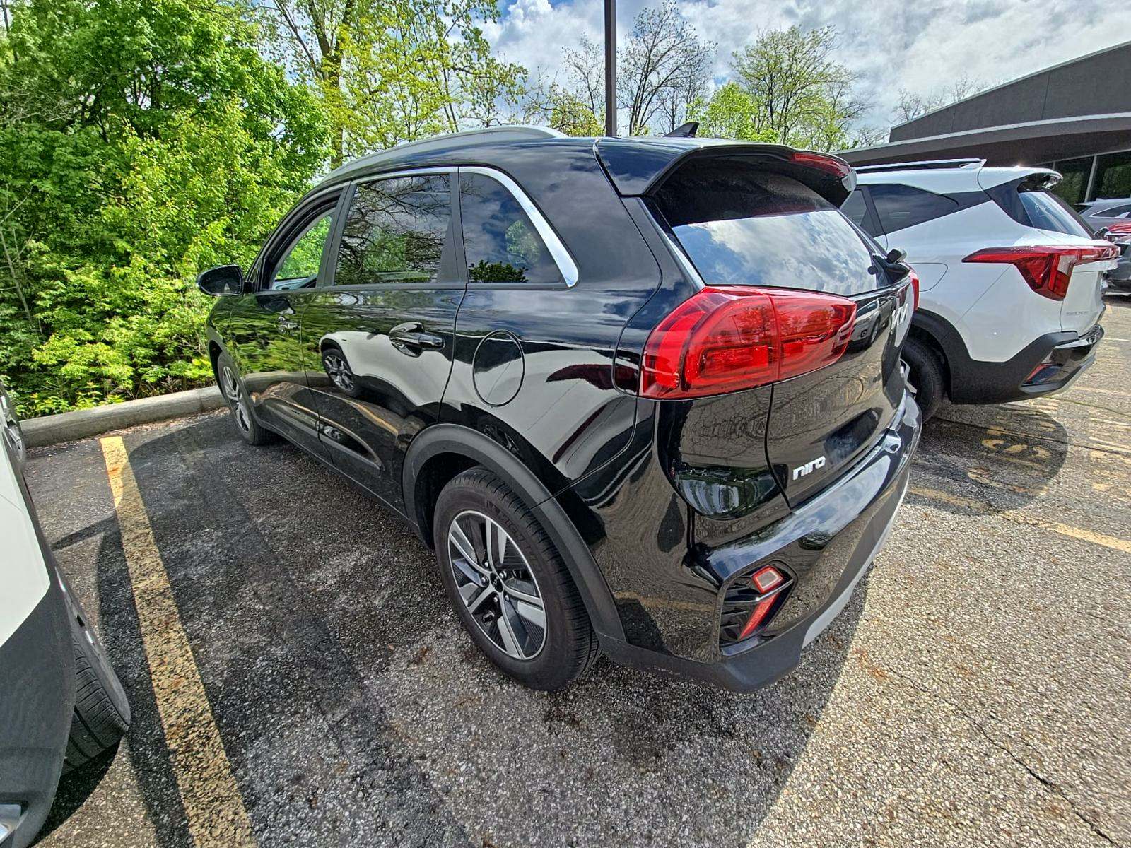 2022 Kia Niro EX Premium FWD