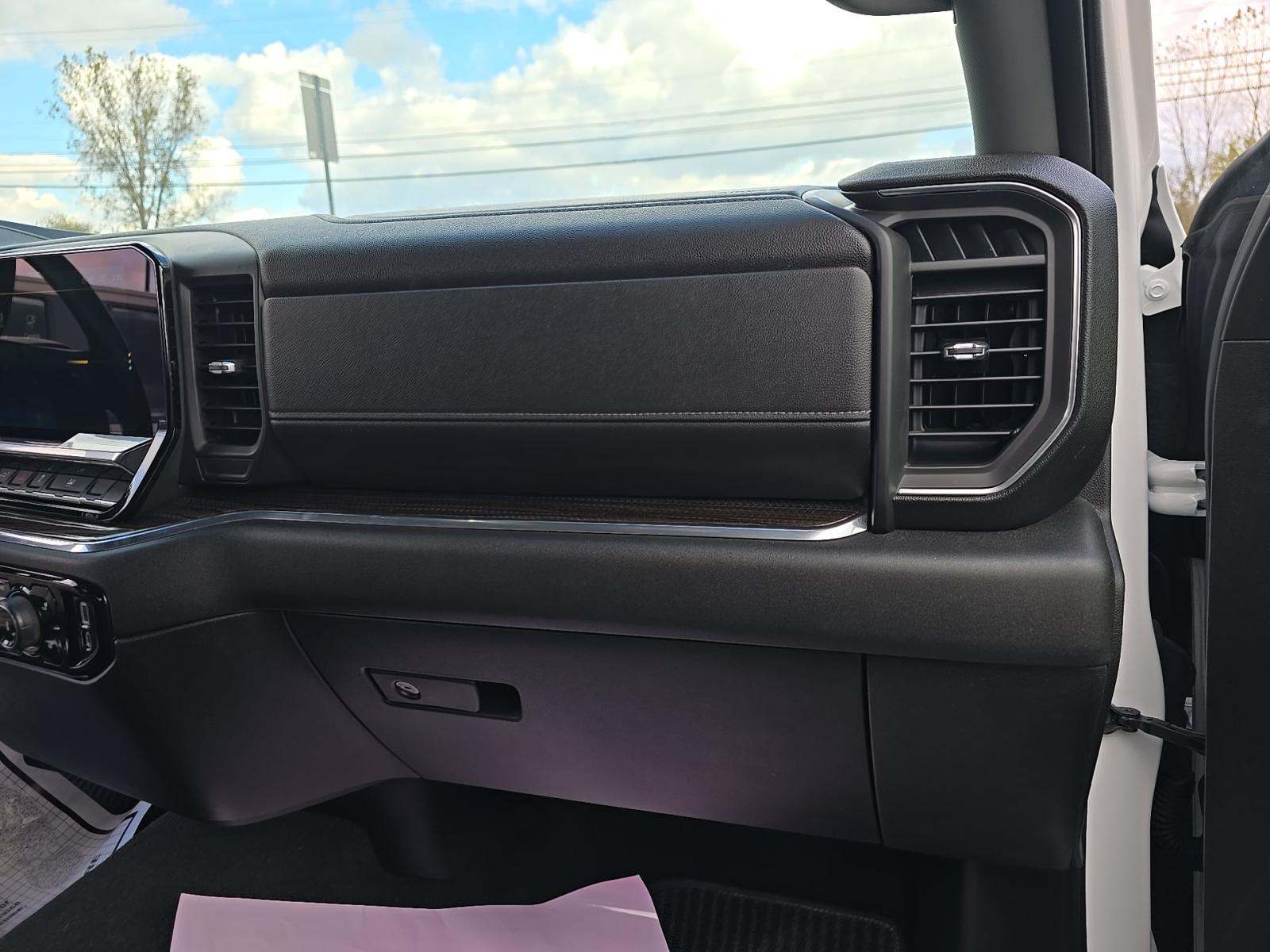 2023 Chevrolet Silverado 1500 LT AWD