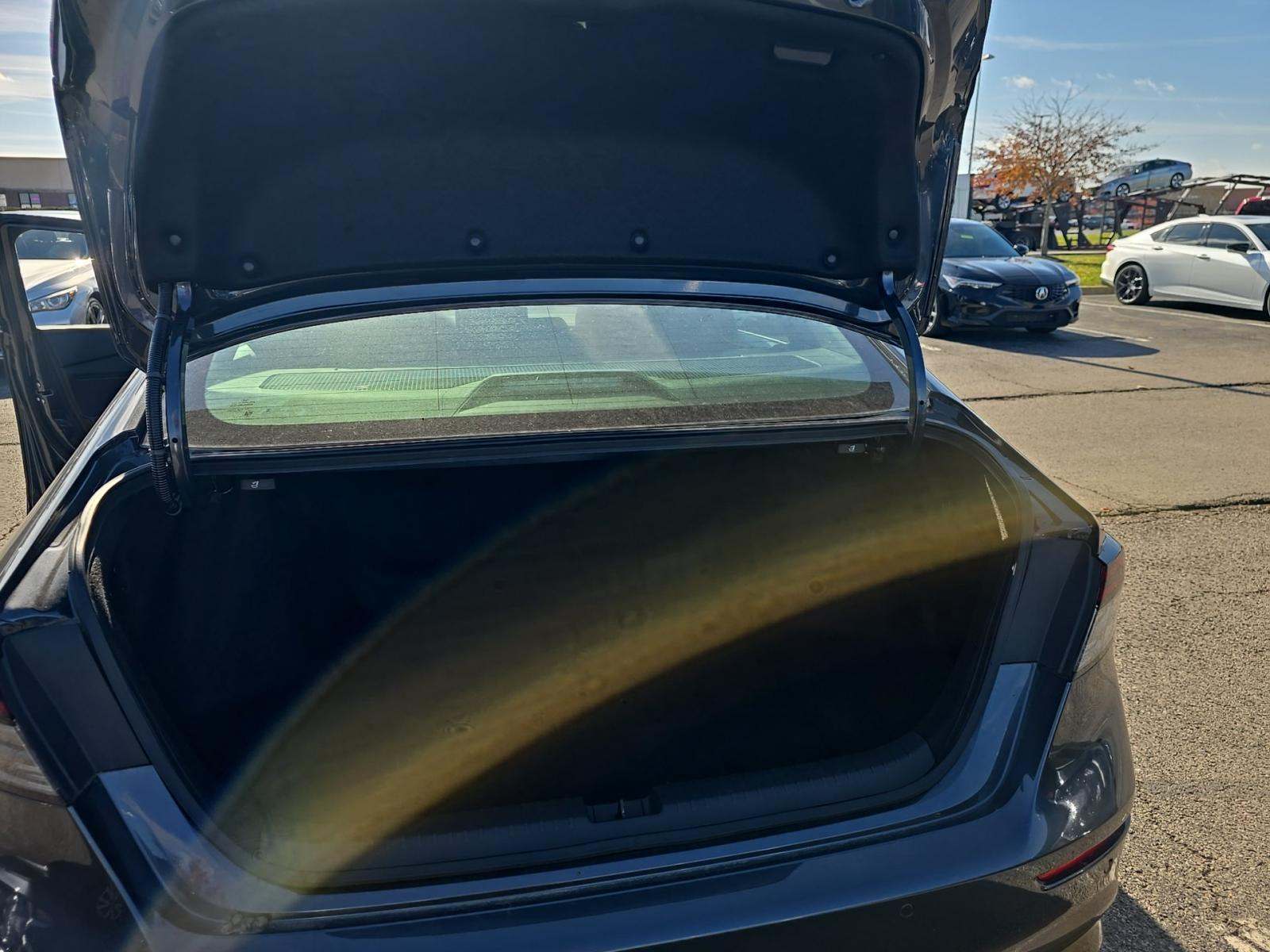 2024 Honda Accord Hybrid Touring FWD