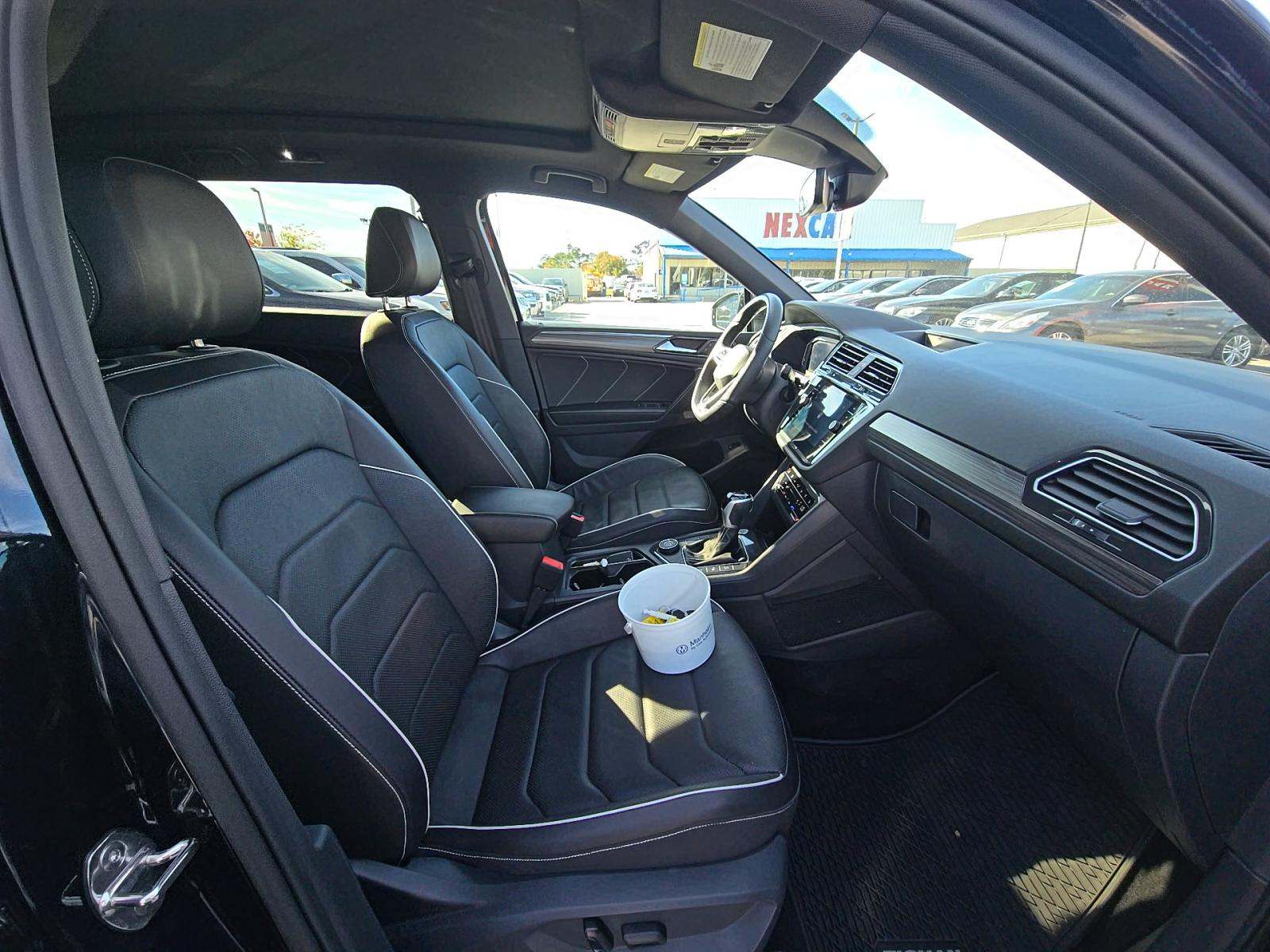 2024 Volkswagen Tiguan 2.0T SEL R-Line AWD