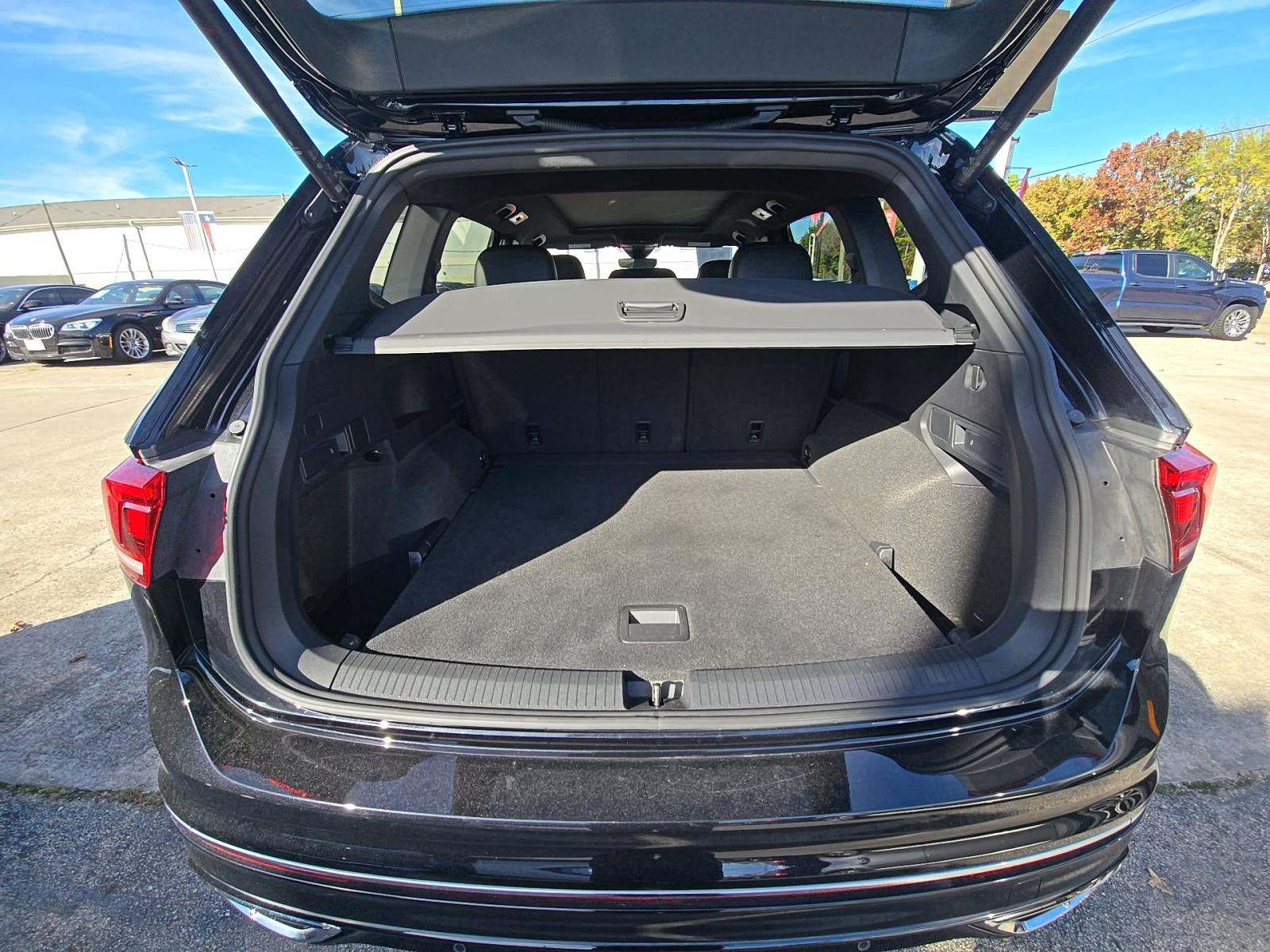 2024 Volkswagen Tiguan 2.0T SEL R-Line AWD