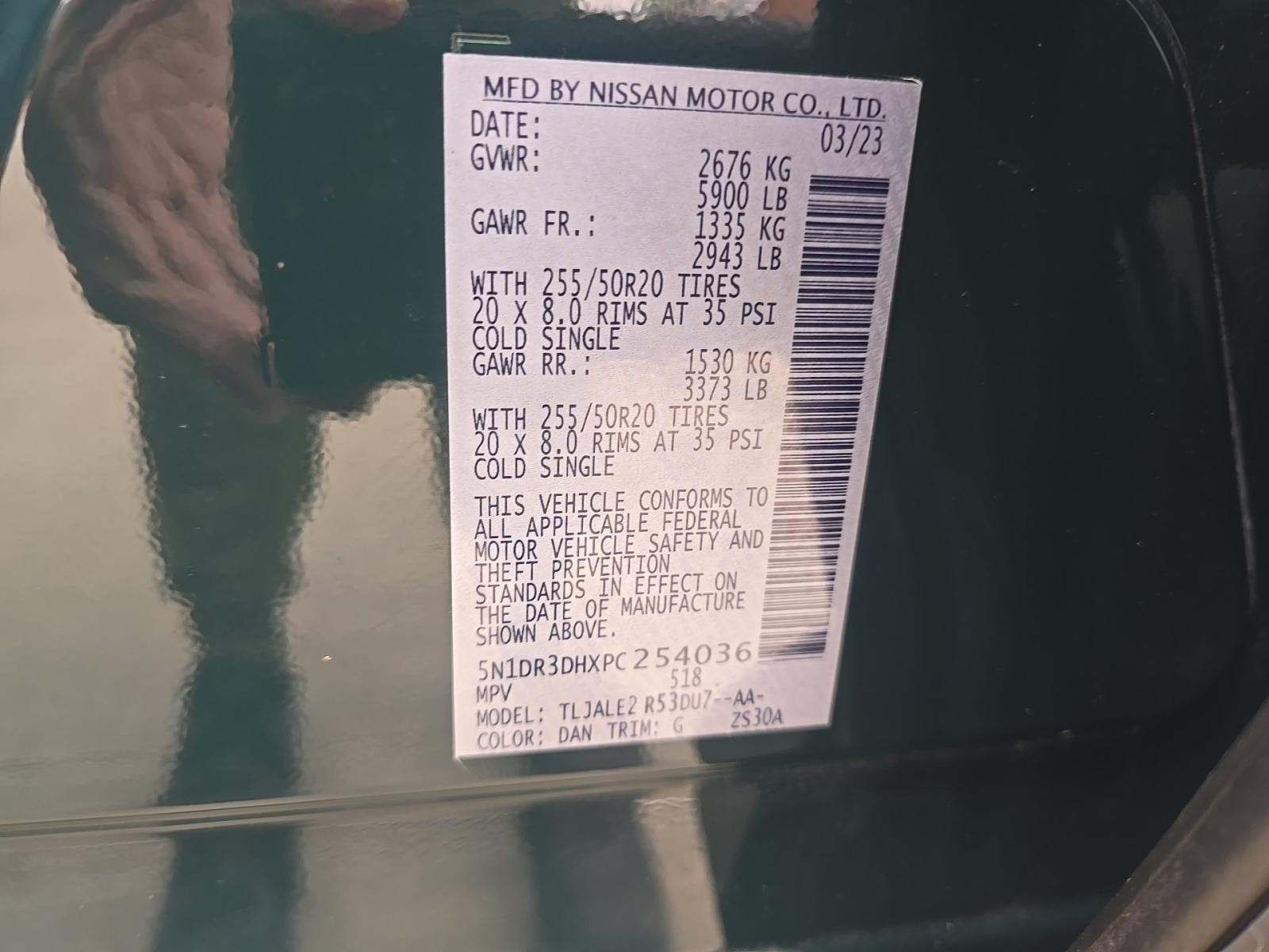 2023 Nissan Pathfinder Platinum FWD