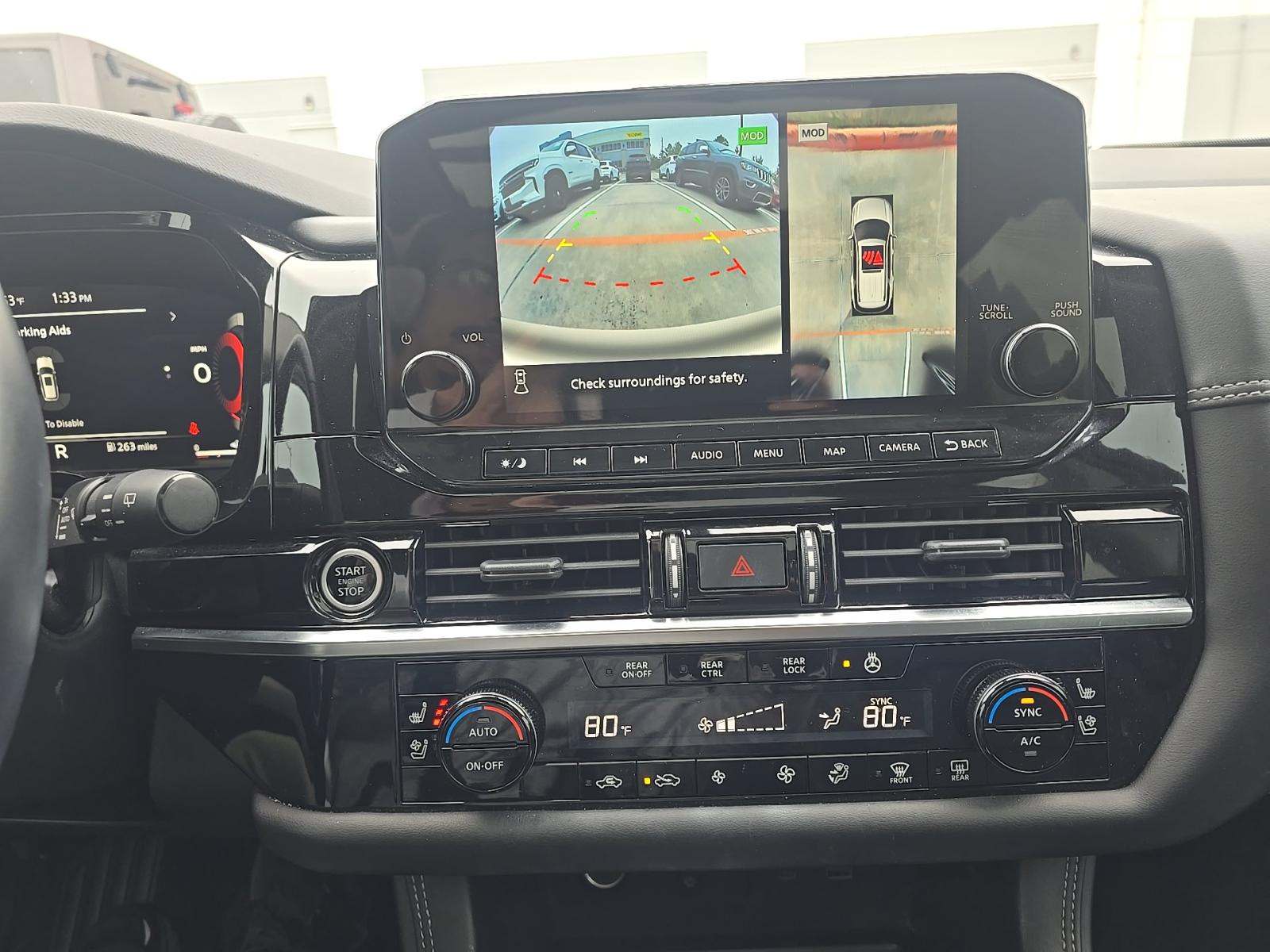 2023 Nissan Pathfinder Platinum FWD