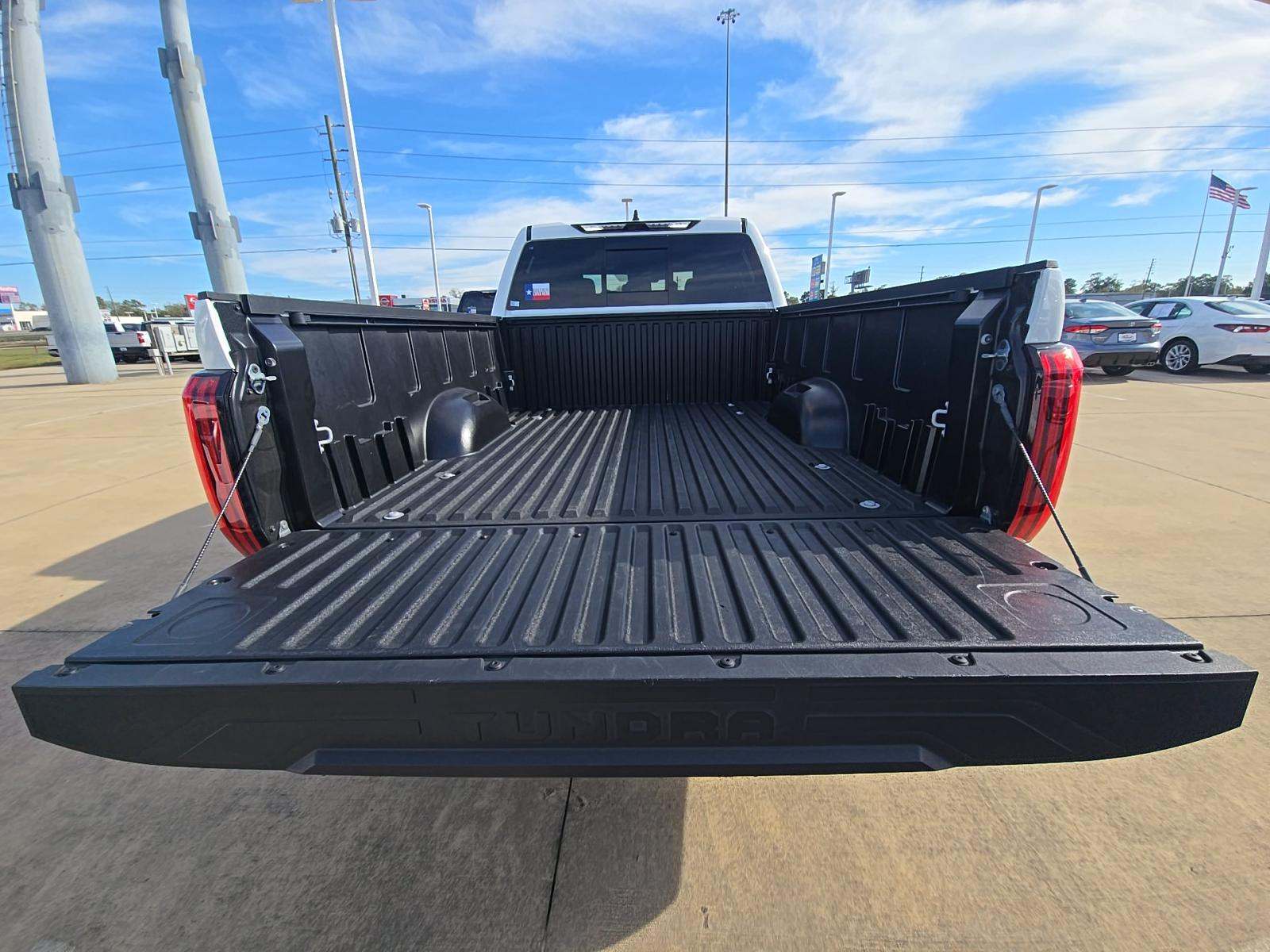 2025 Toyota Tundra SR AWD